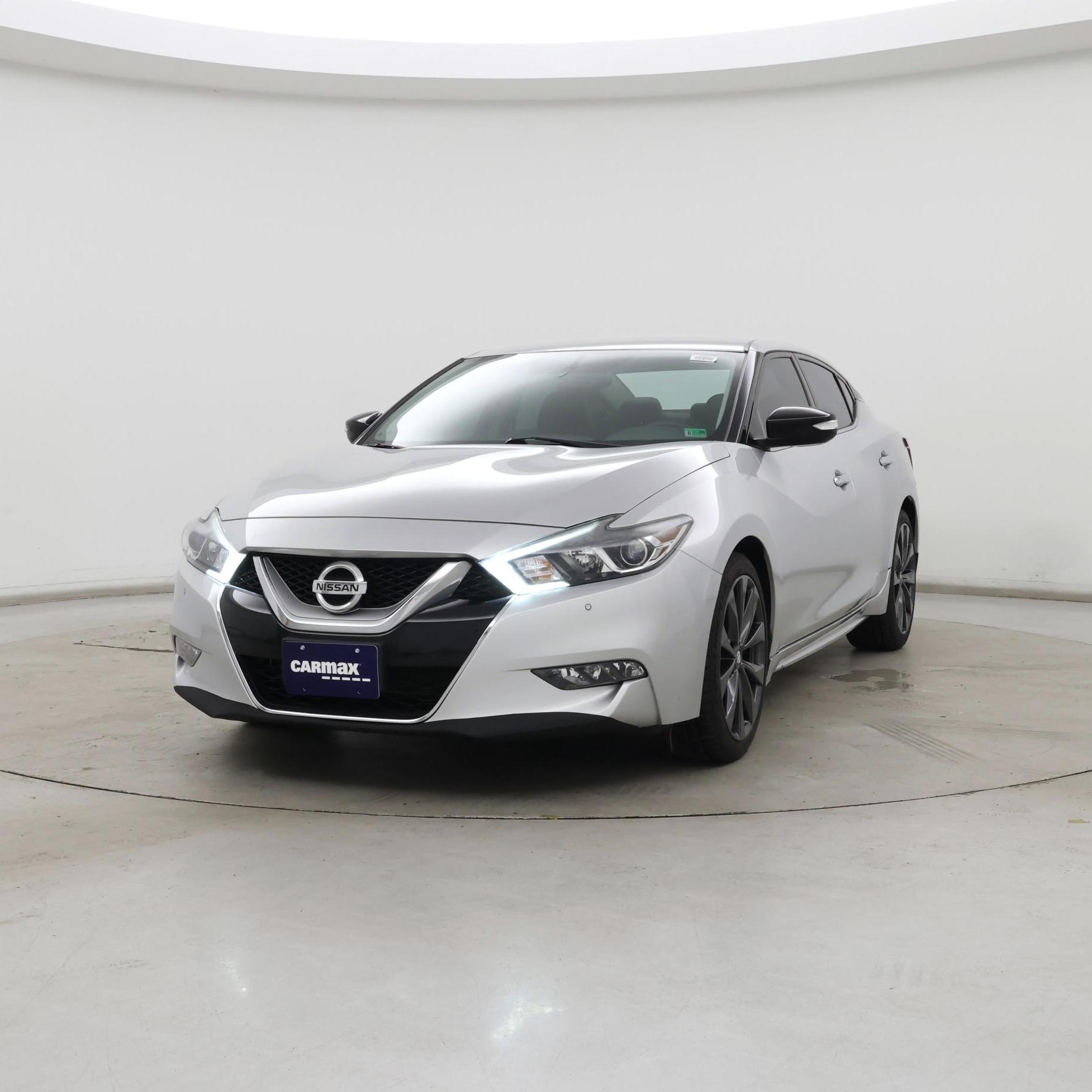 Thumbnail: 2017 Nissan Maxima - 4