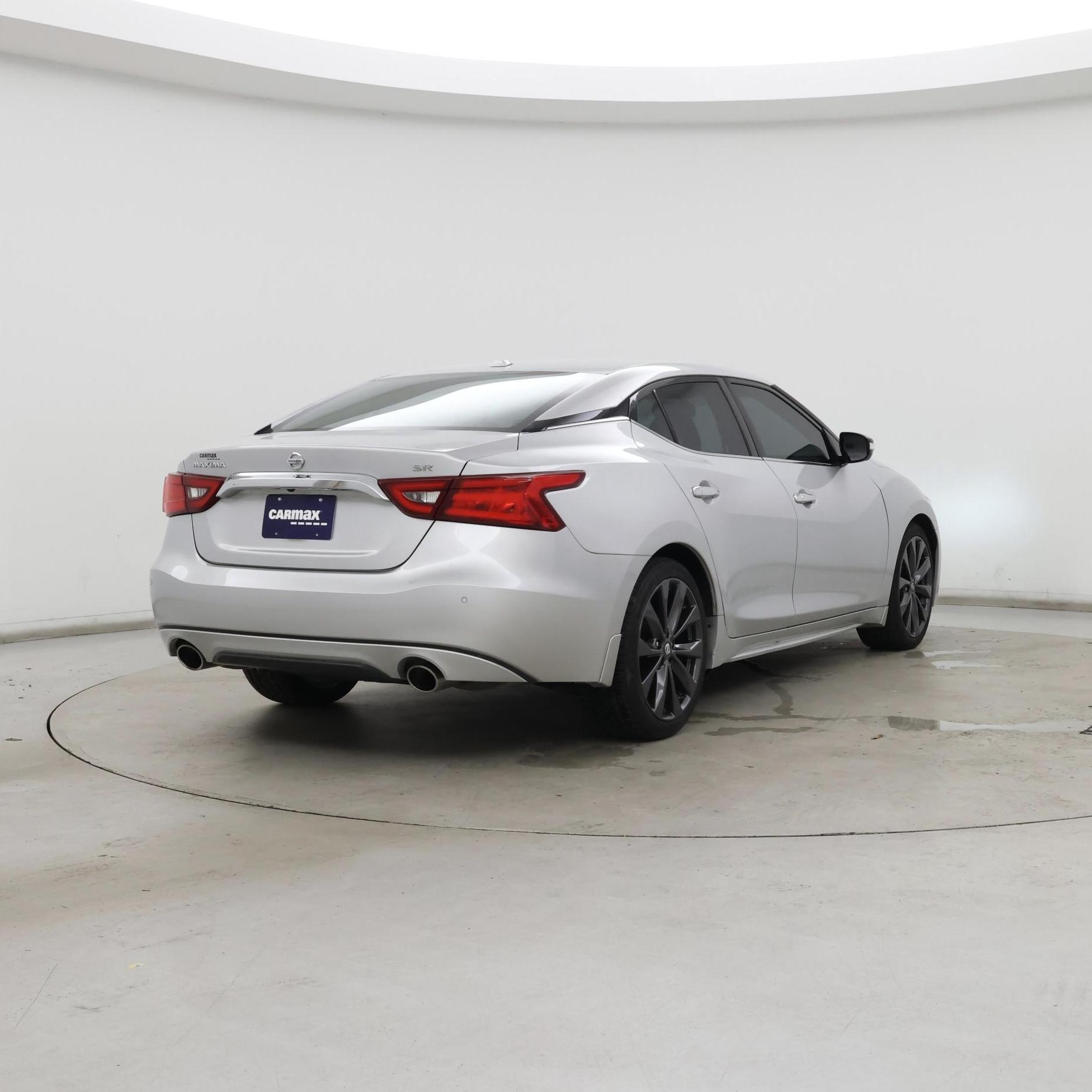 Thumbnail: 2017 Nissan Maxima - 8