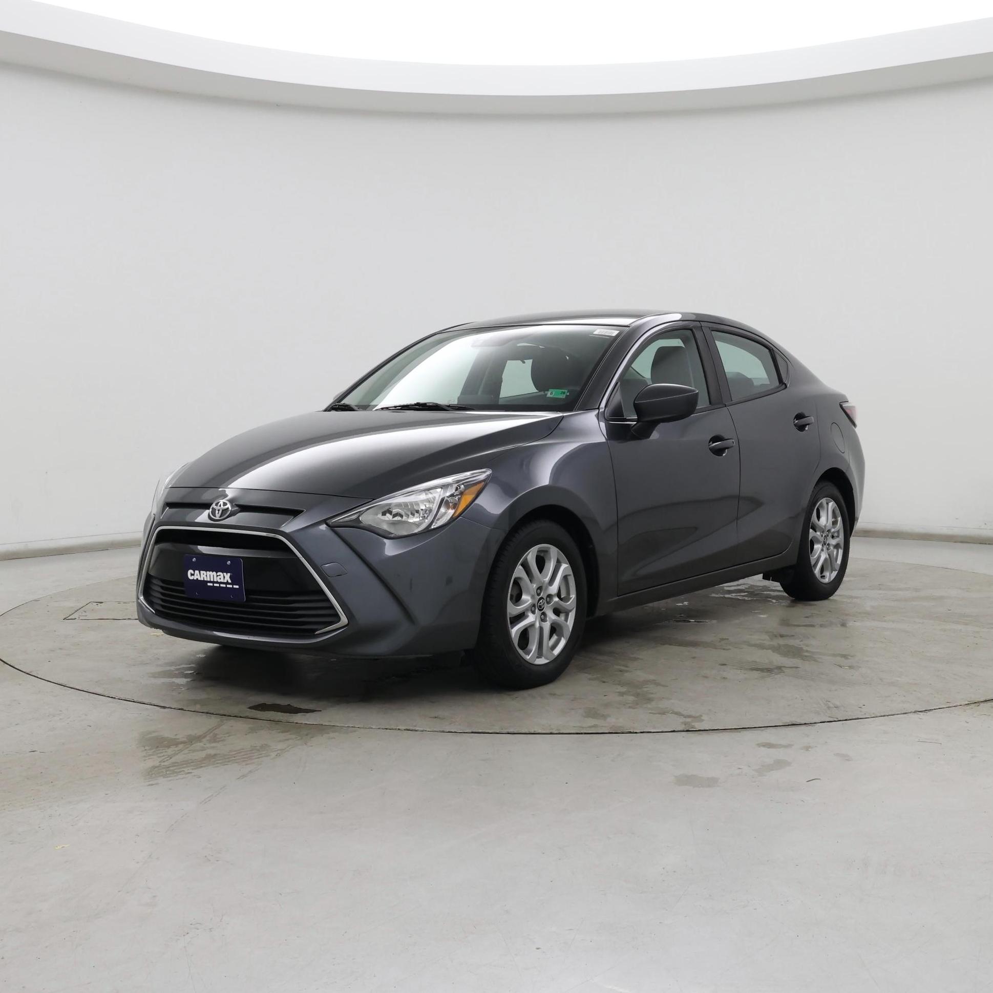Thumbnail: 2018 Toyota Yaris iA - 4