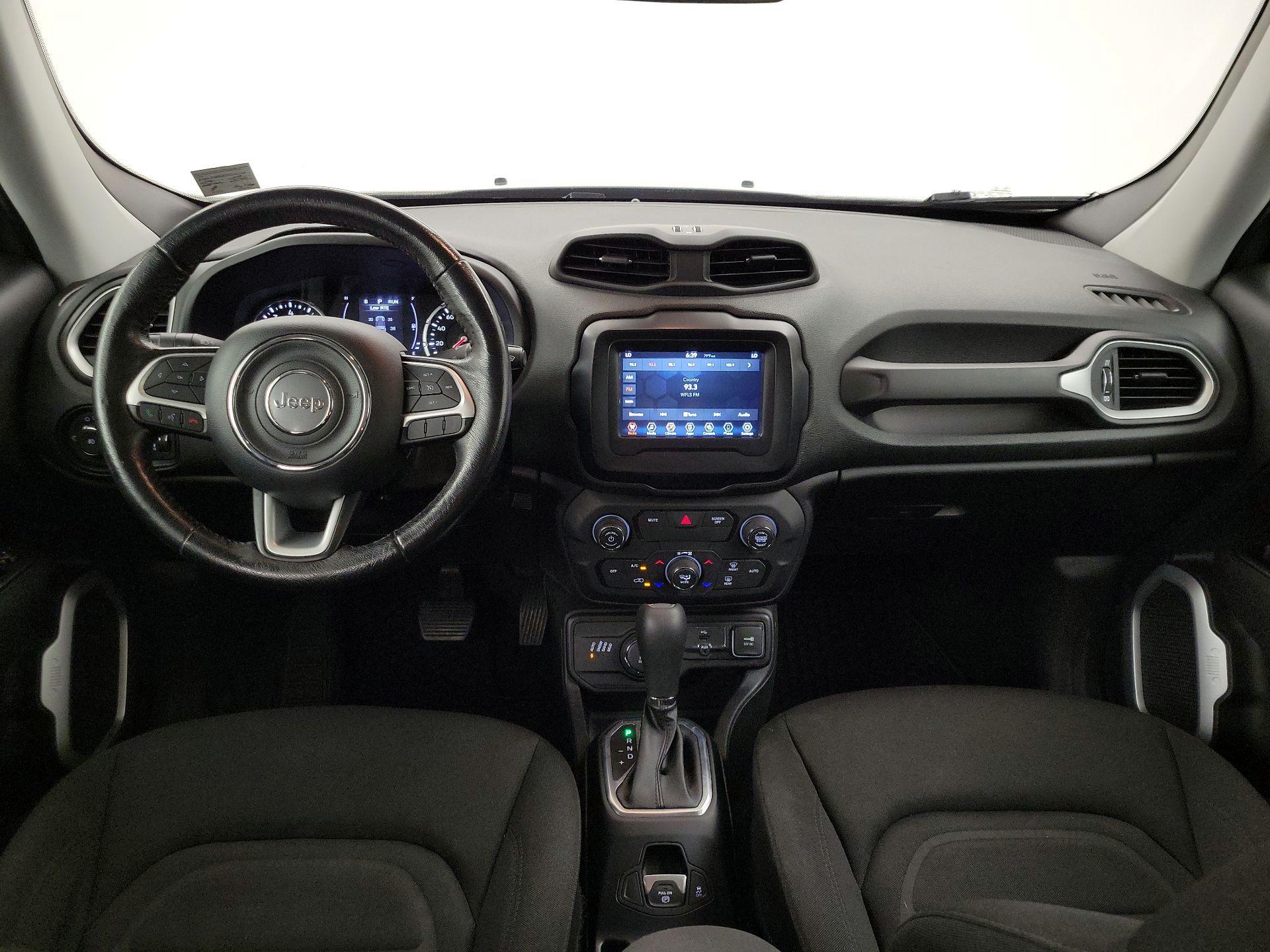 Thumbnail: 2018 Jeep Renegade - 9
