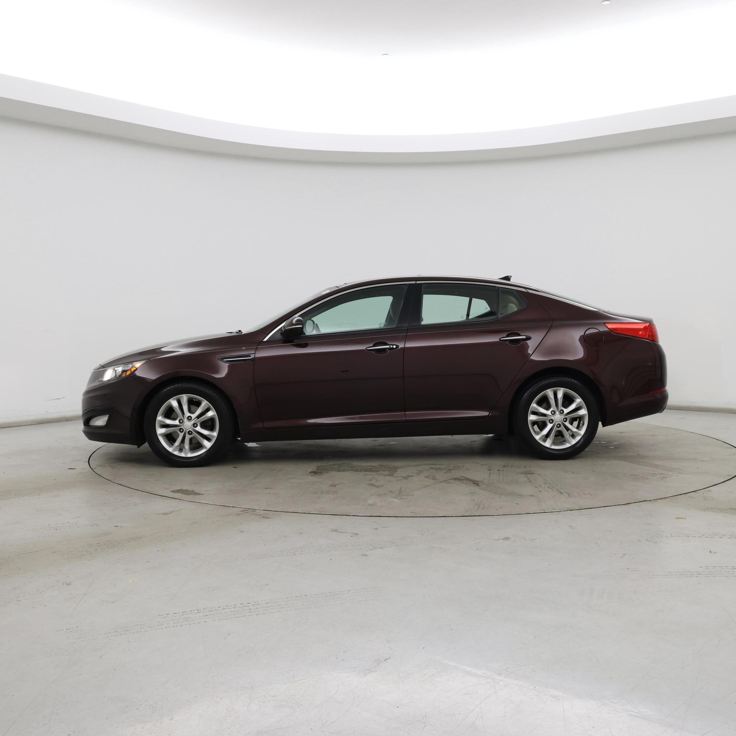 Thumbnail: 2013 Kia Optima - 3