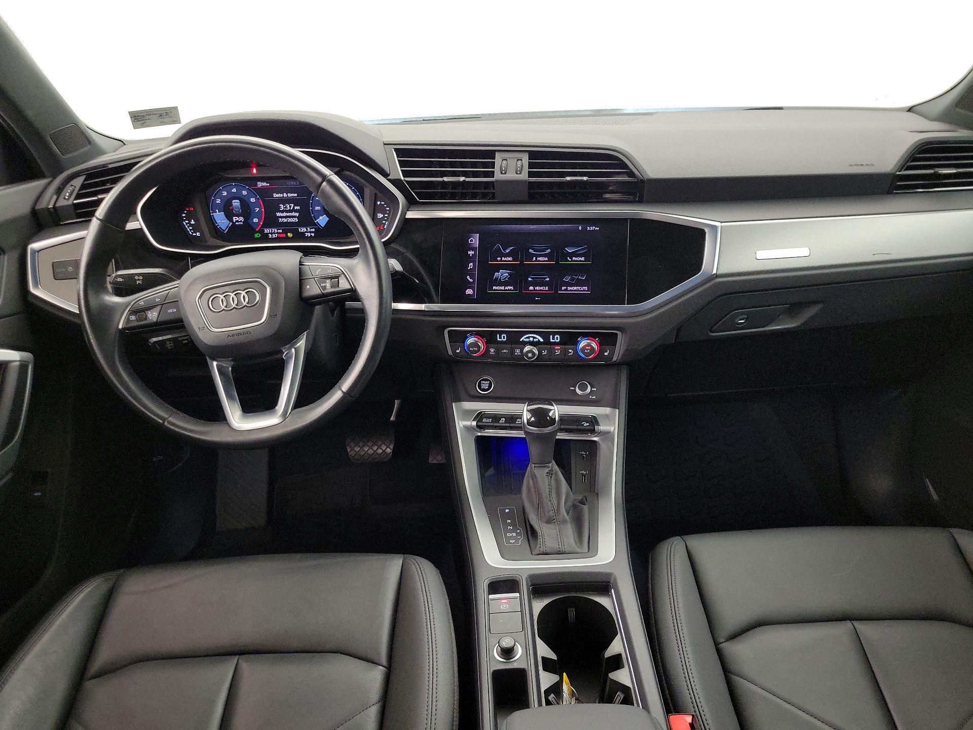 Thumbnail: 2021 Audi Q3 - 9