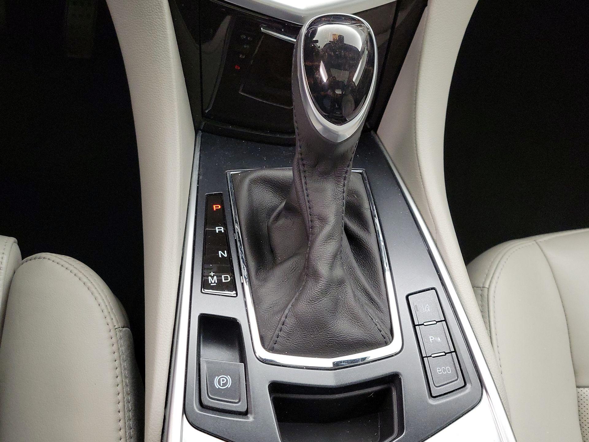 Thumbnail: 2014 Cadillac SRX - 18