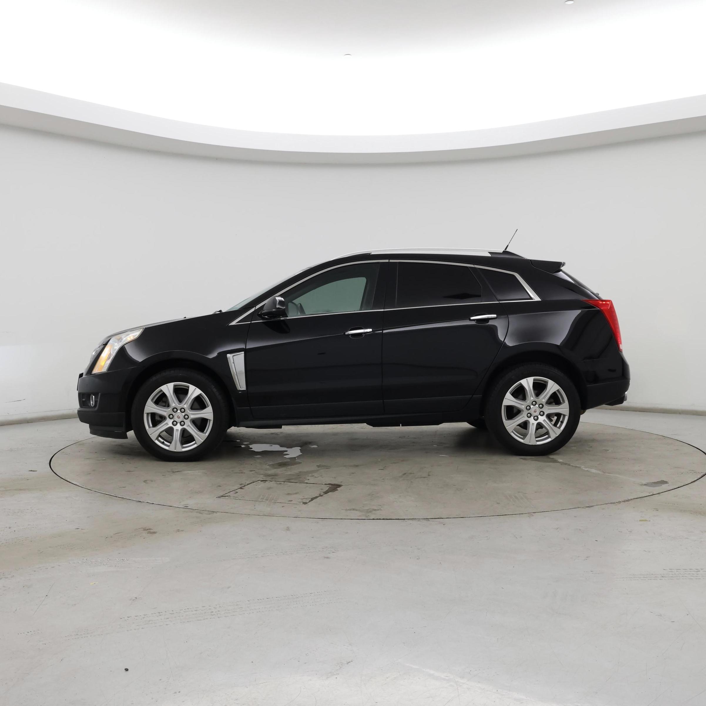 Thumbnail: 2014 Cadillac SRX - 3