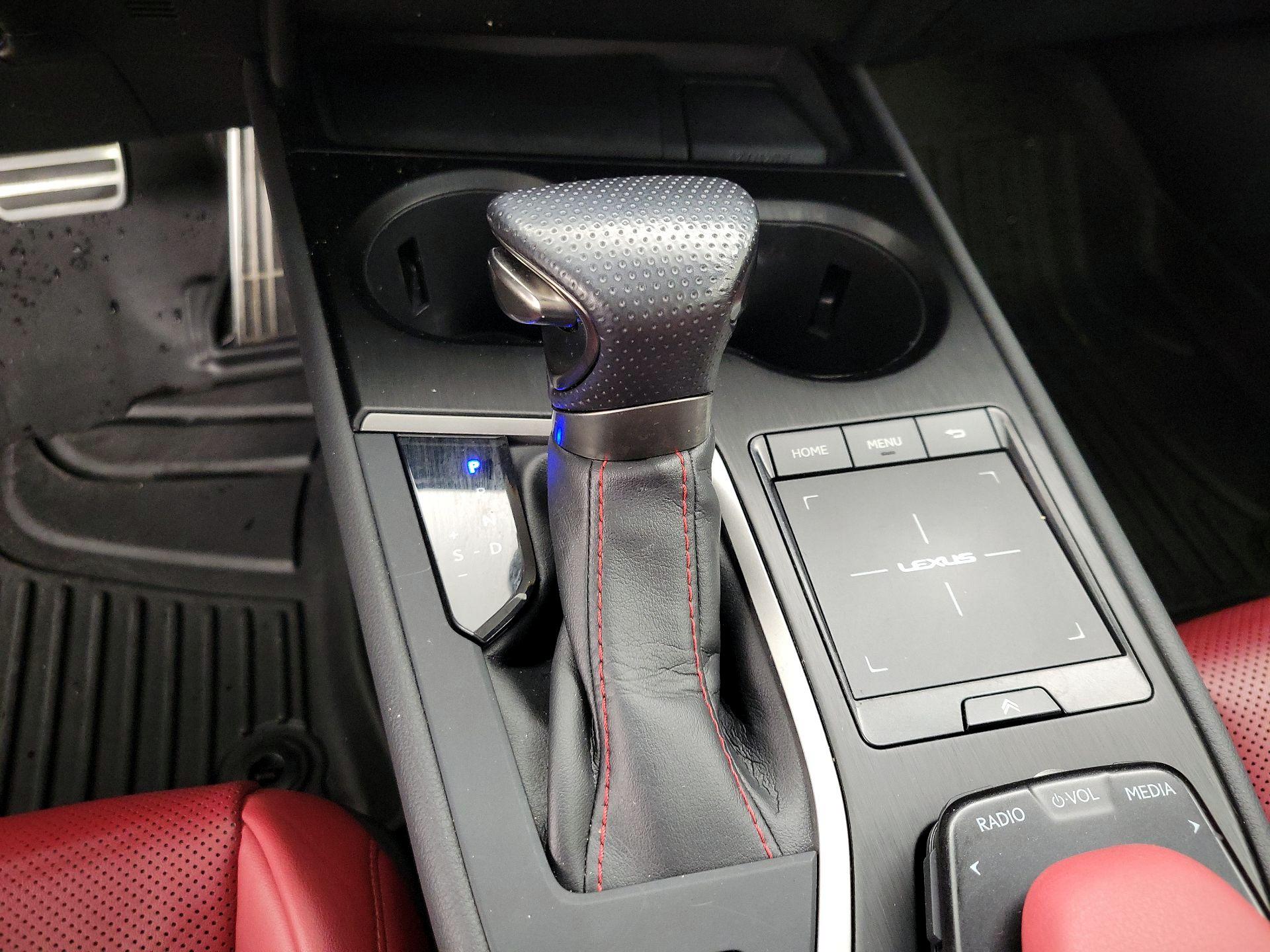 Thumbnail: 2019 Lexus UX - 17