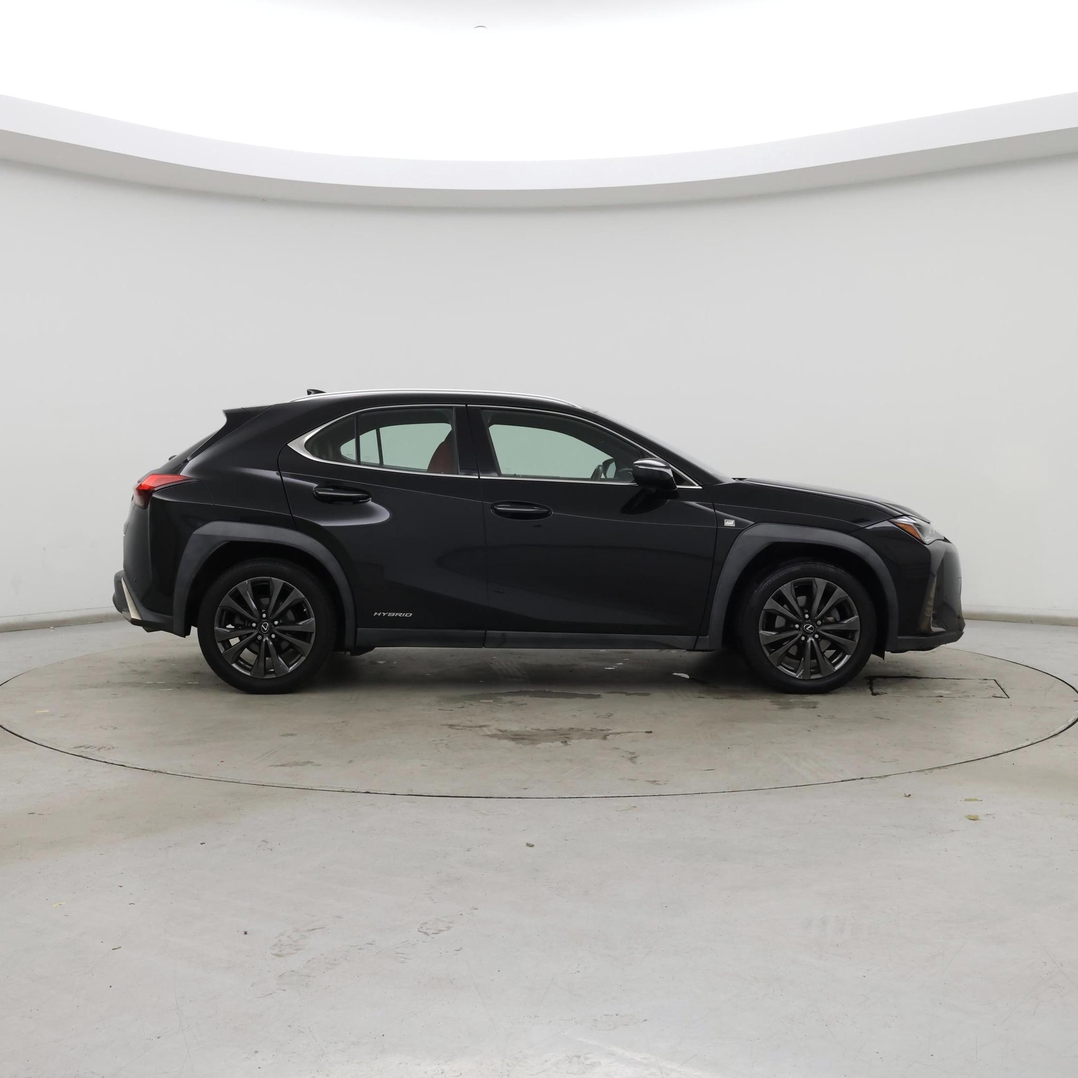 Thumbnail: 2019 Lexus UX - 7