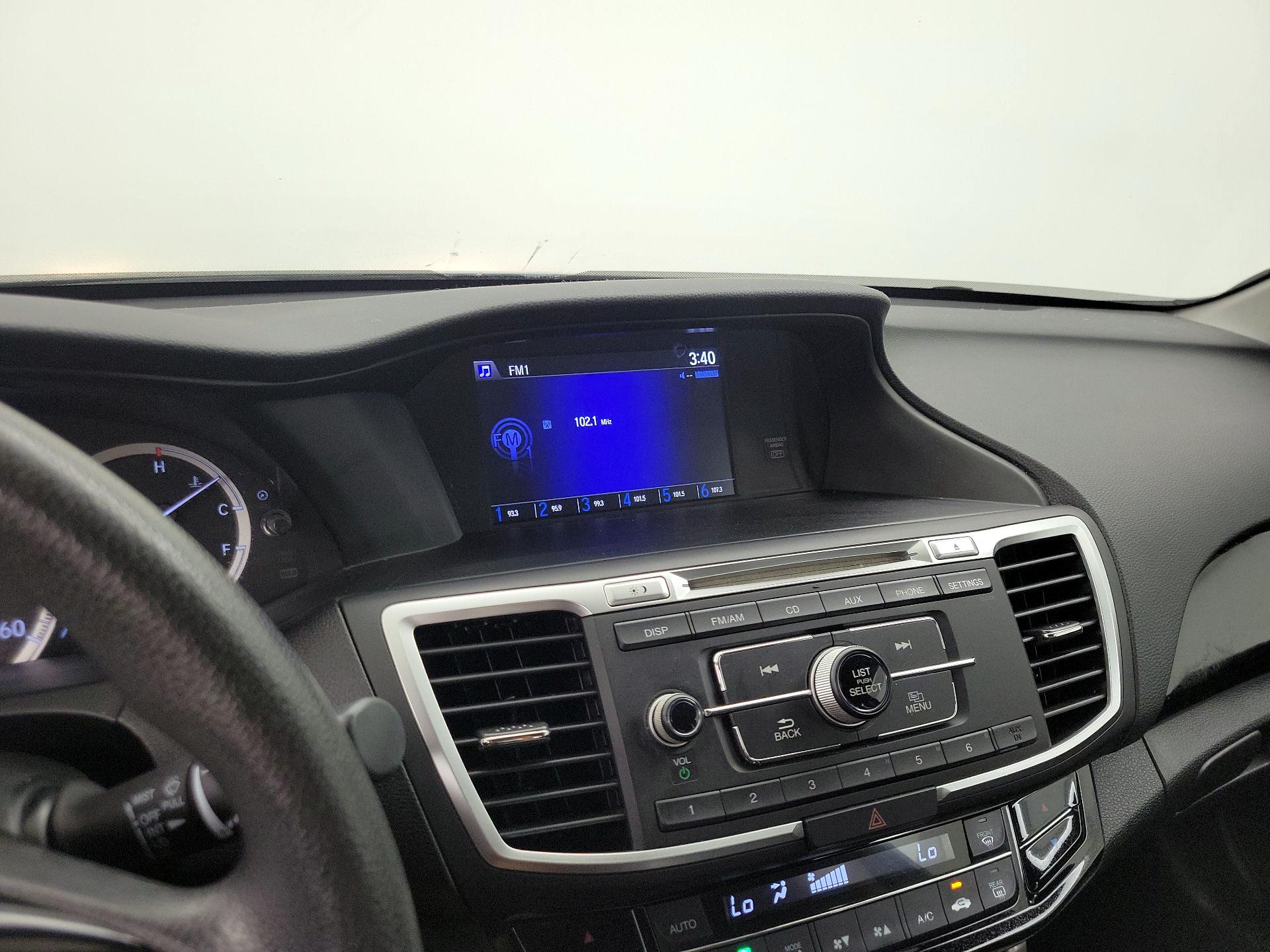 Thumbnail: 2016 Honda Accord - 15