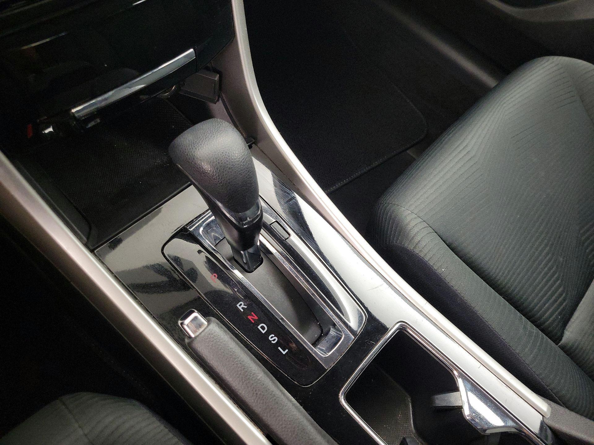 Thumbnail: 2016 Honda Accord - 17
