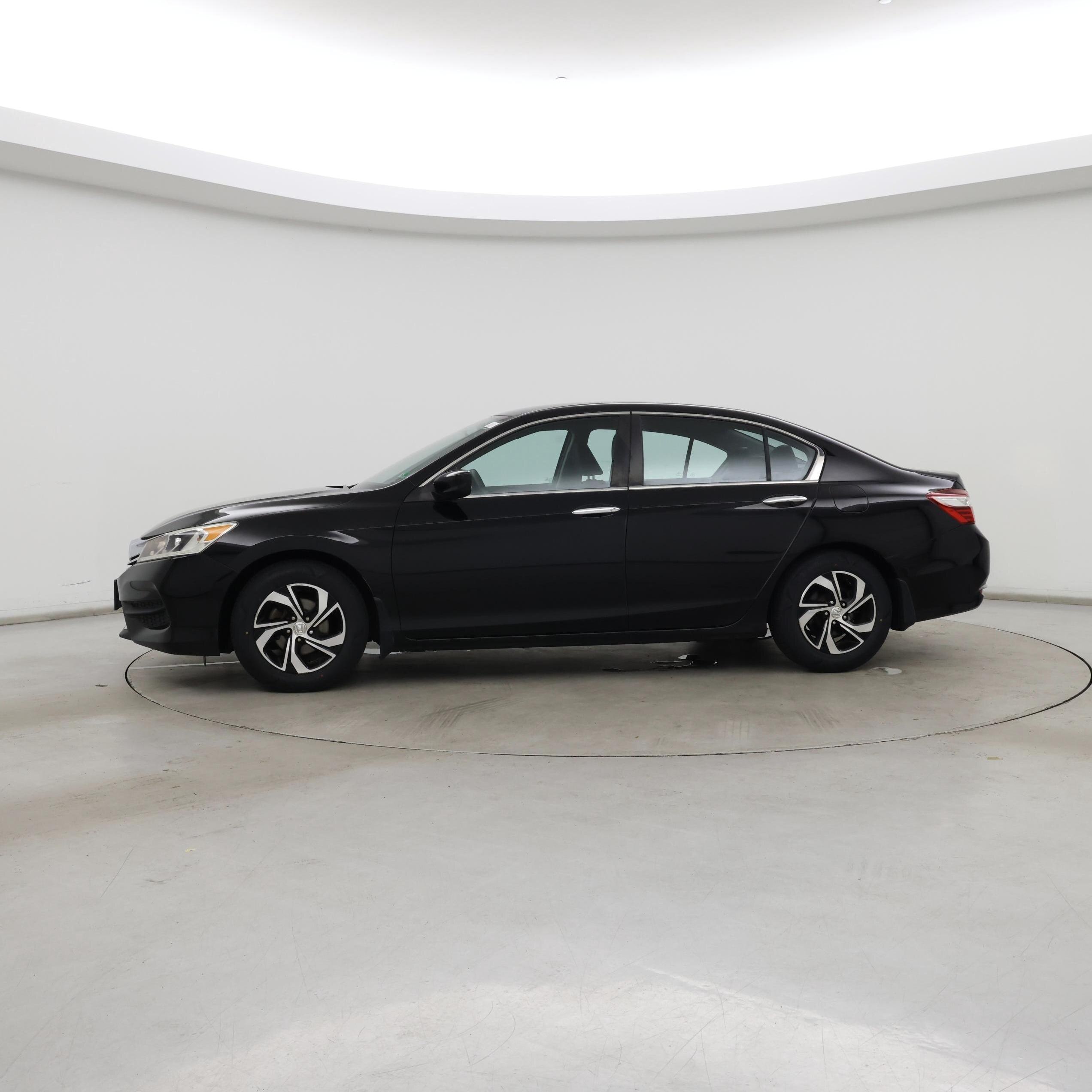 Thumbnail: 2016 Honda Accord - 3