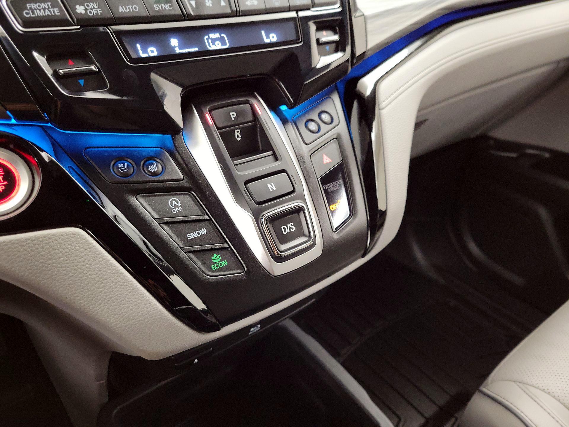 Thumbnail: 2022 Honda Odyssey - 18