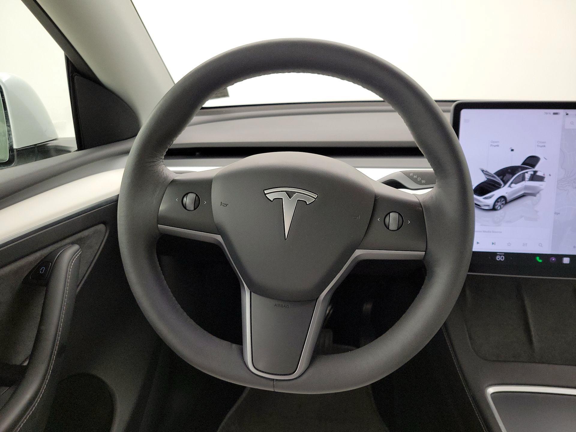 Thumbnail: 2022 Tesla Model Y - 10