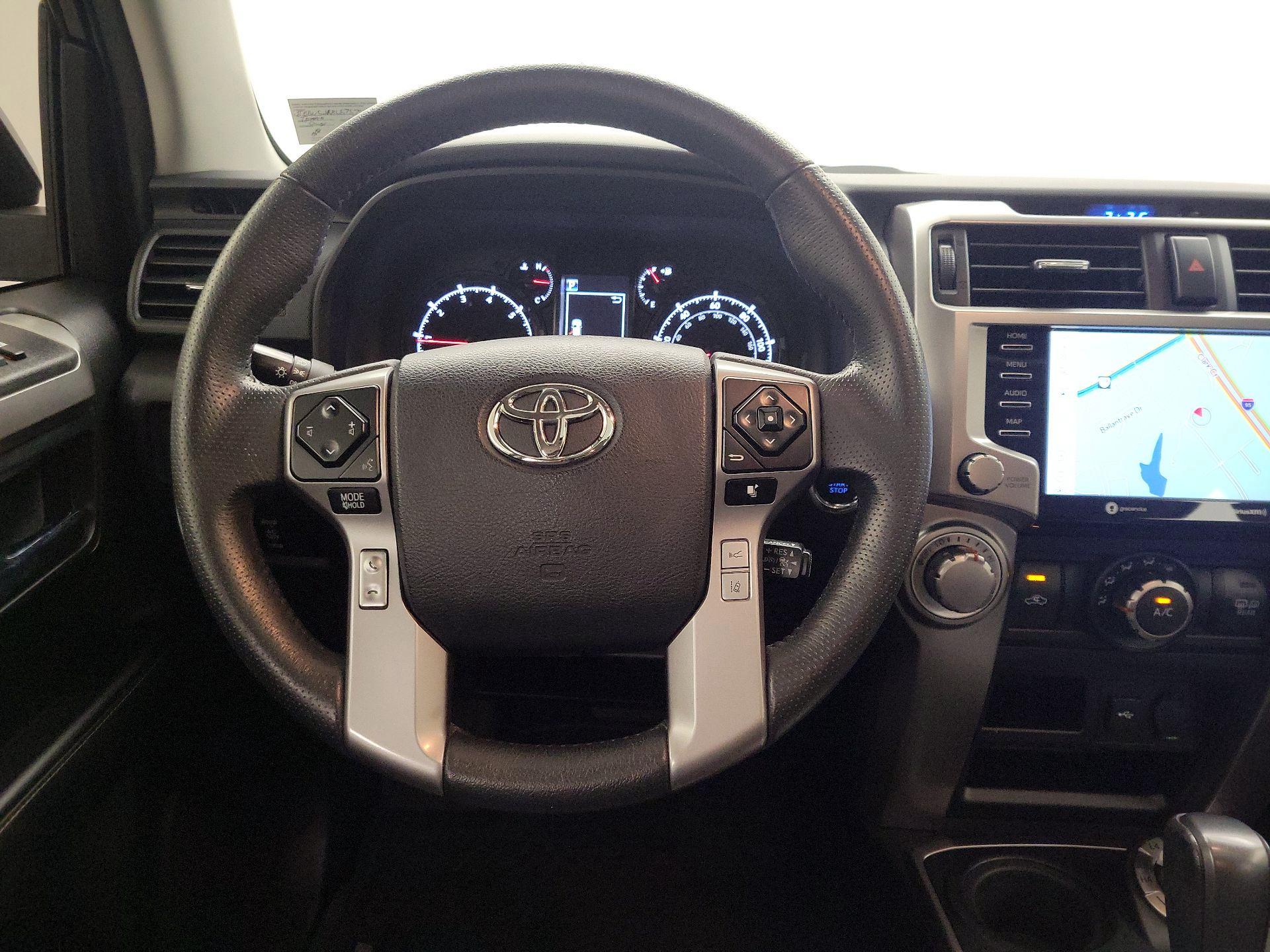 Thumbnail: 2020 Toyota 4Runner - 10