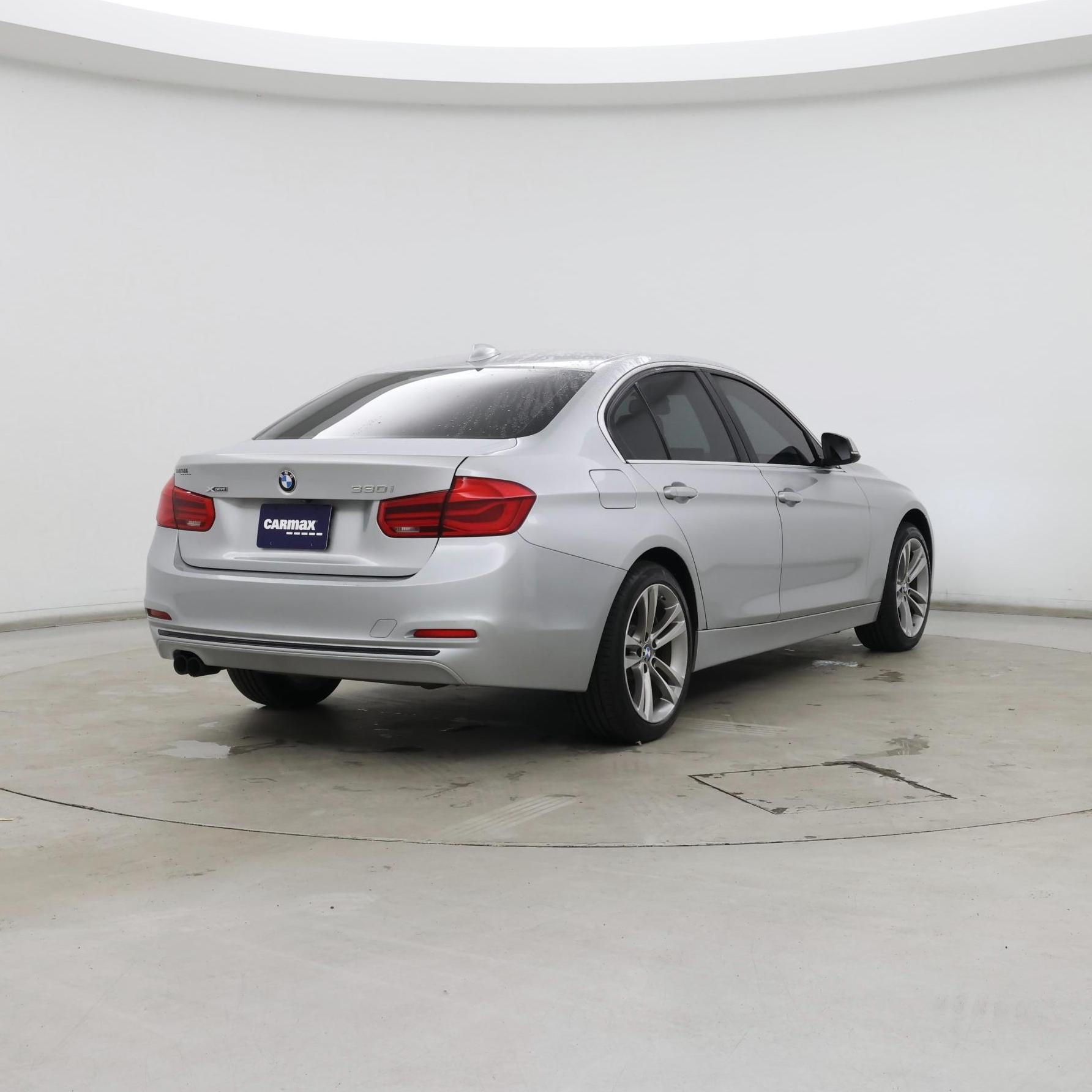 Thumbnail: 2018 BMW 3 Series - 8