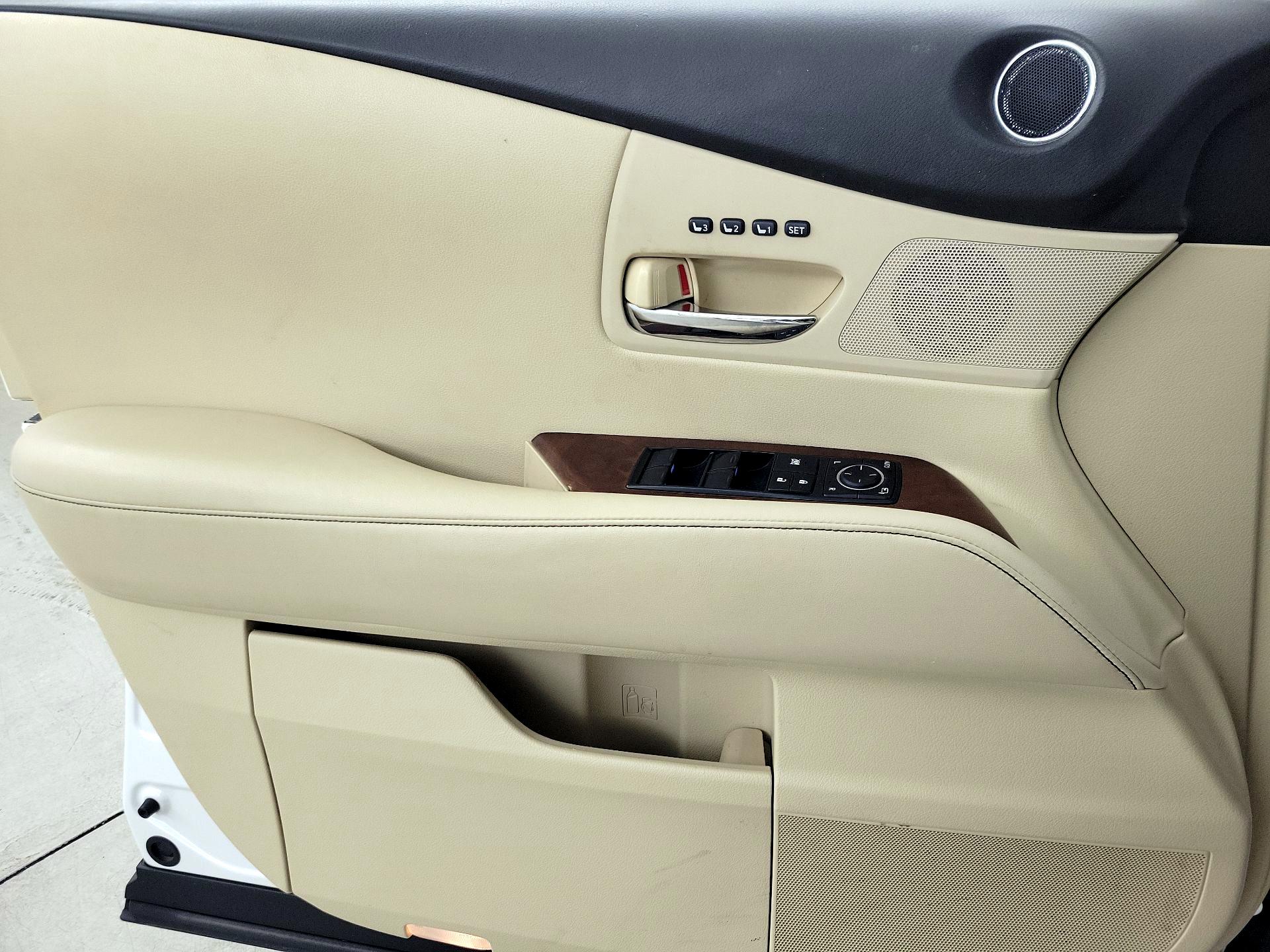 Thumbnail: 2013 Lexus RX - 12