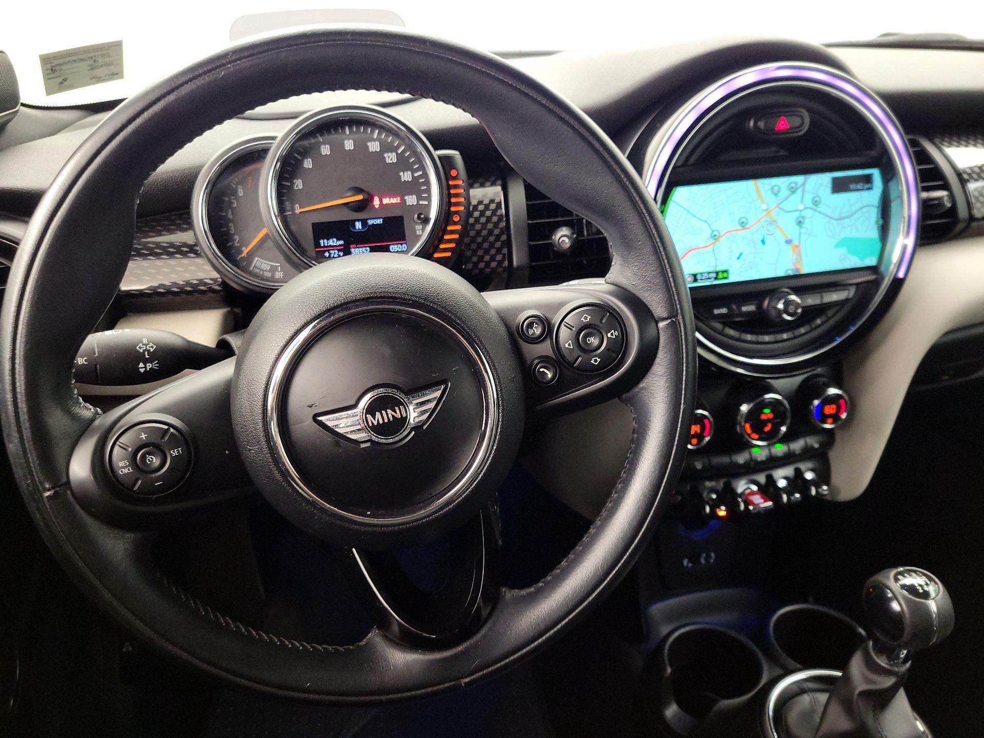 Thumbnail: 2016 MINI Cooper - 10