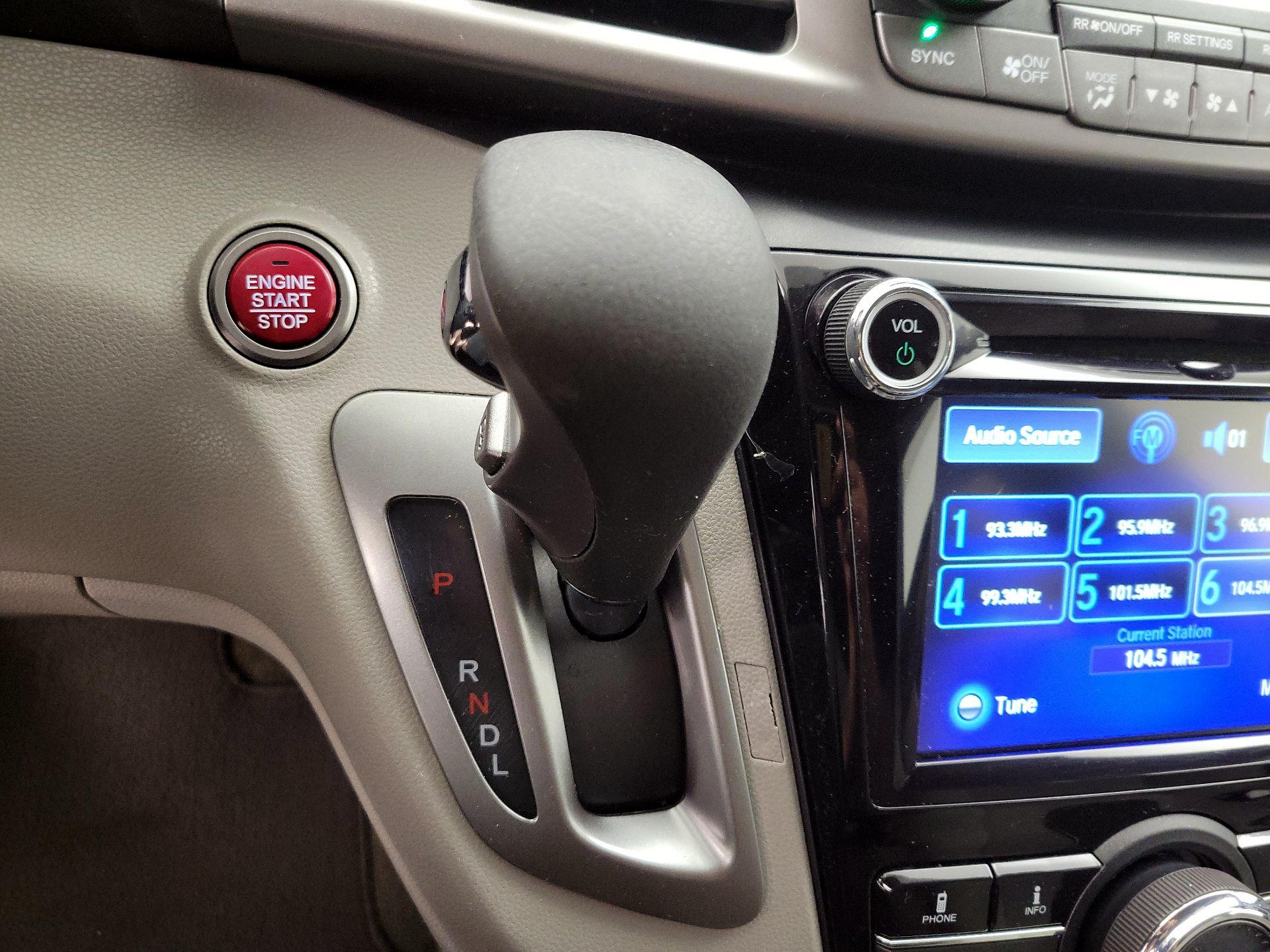 Thumbnail: 2016 Honda Odyssey - 17