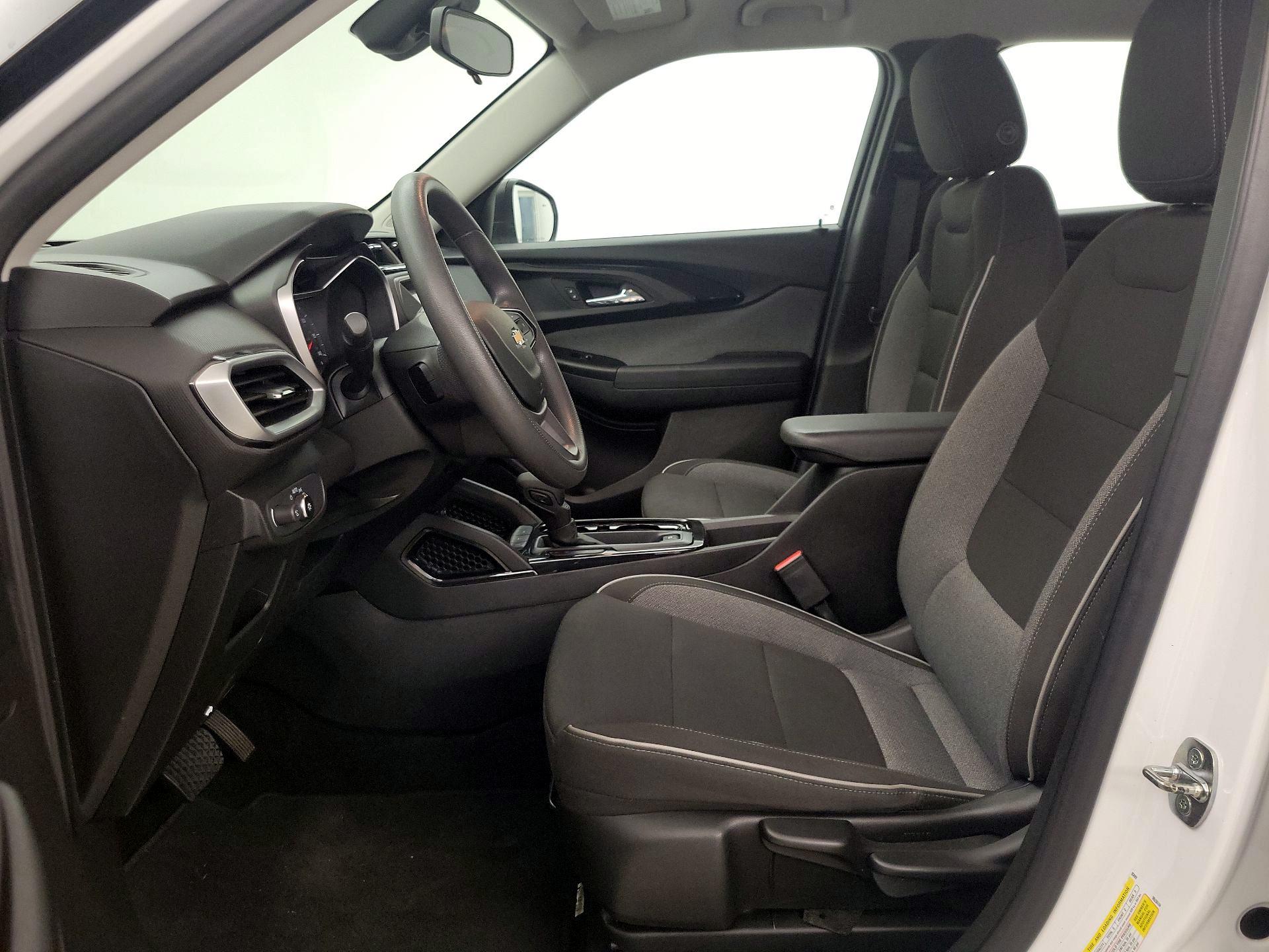 Thumbnail: 2022 Chevrolet TrailBlazer - 11