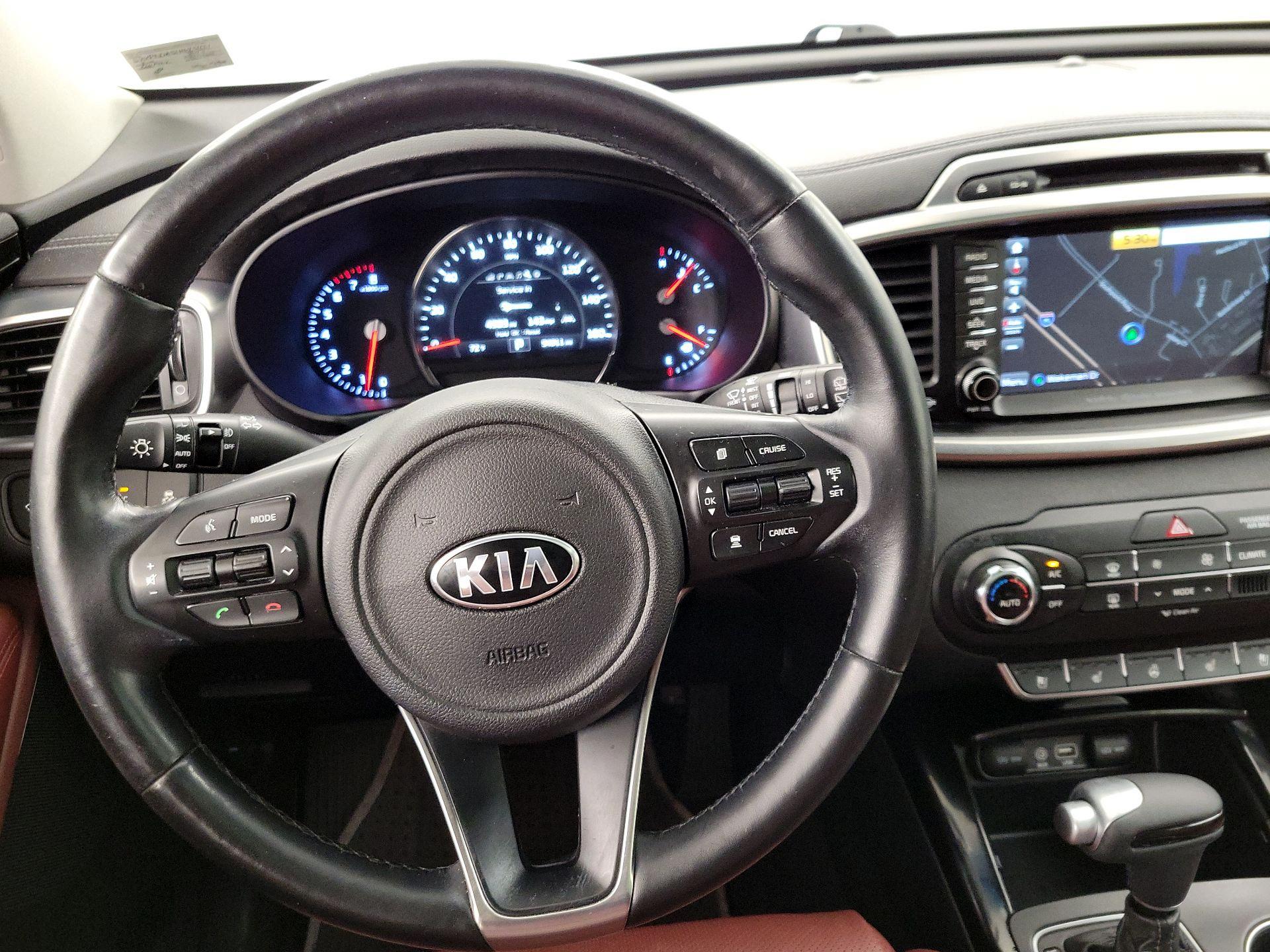 Thumbnail: 2017 Kia Sorento - 10