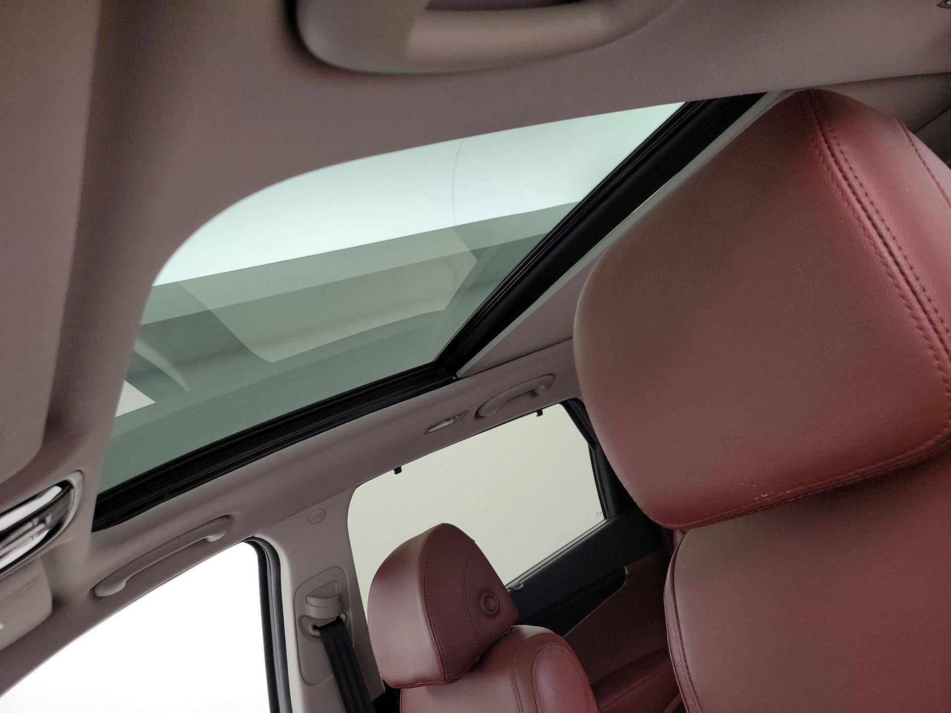 Thumbnail: 2017 Kia Sorento - 20