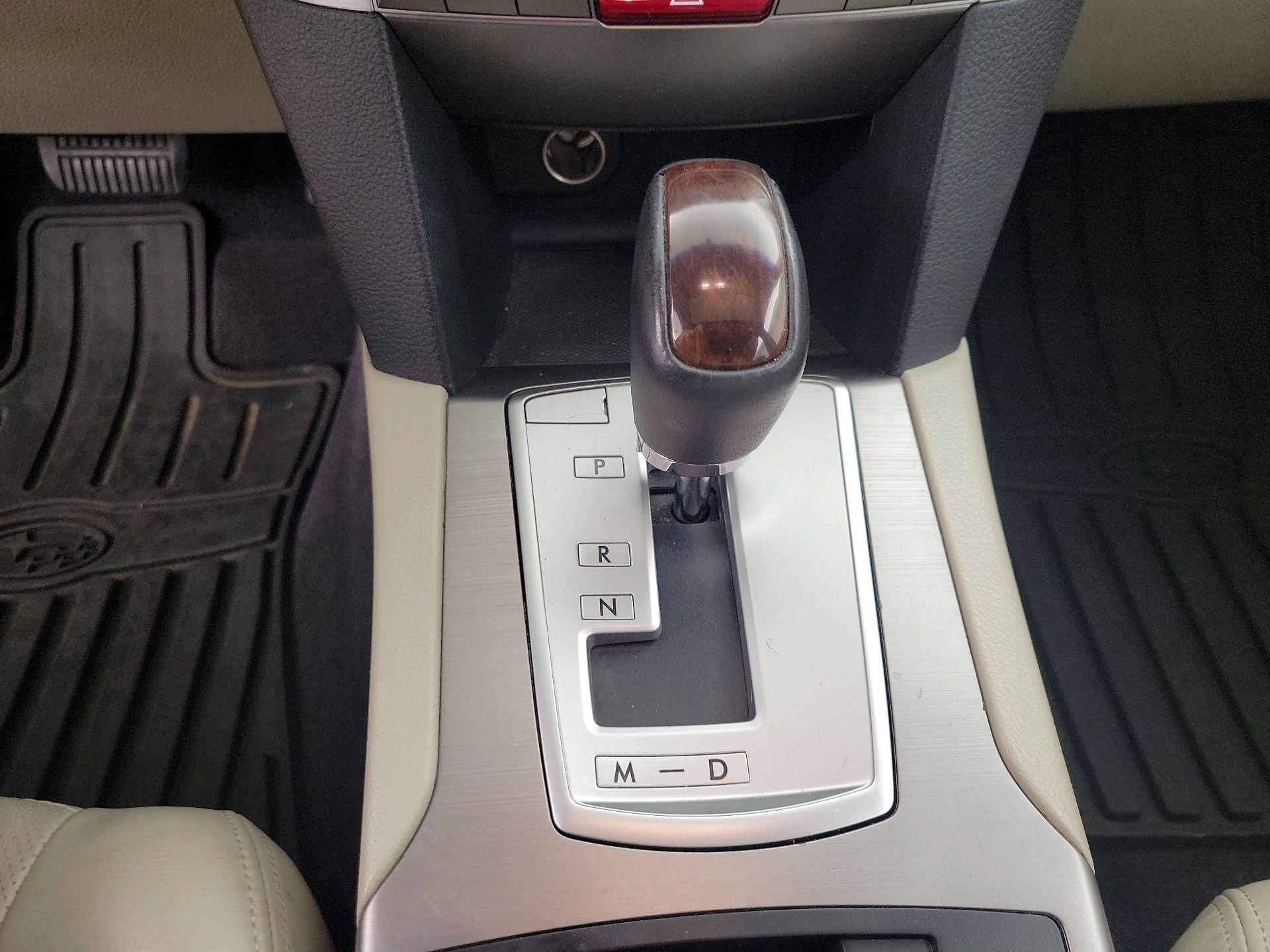Thumbnail: 2014 Subaru Legacy - 17