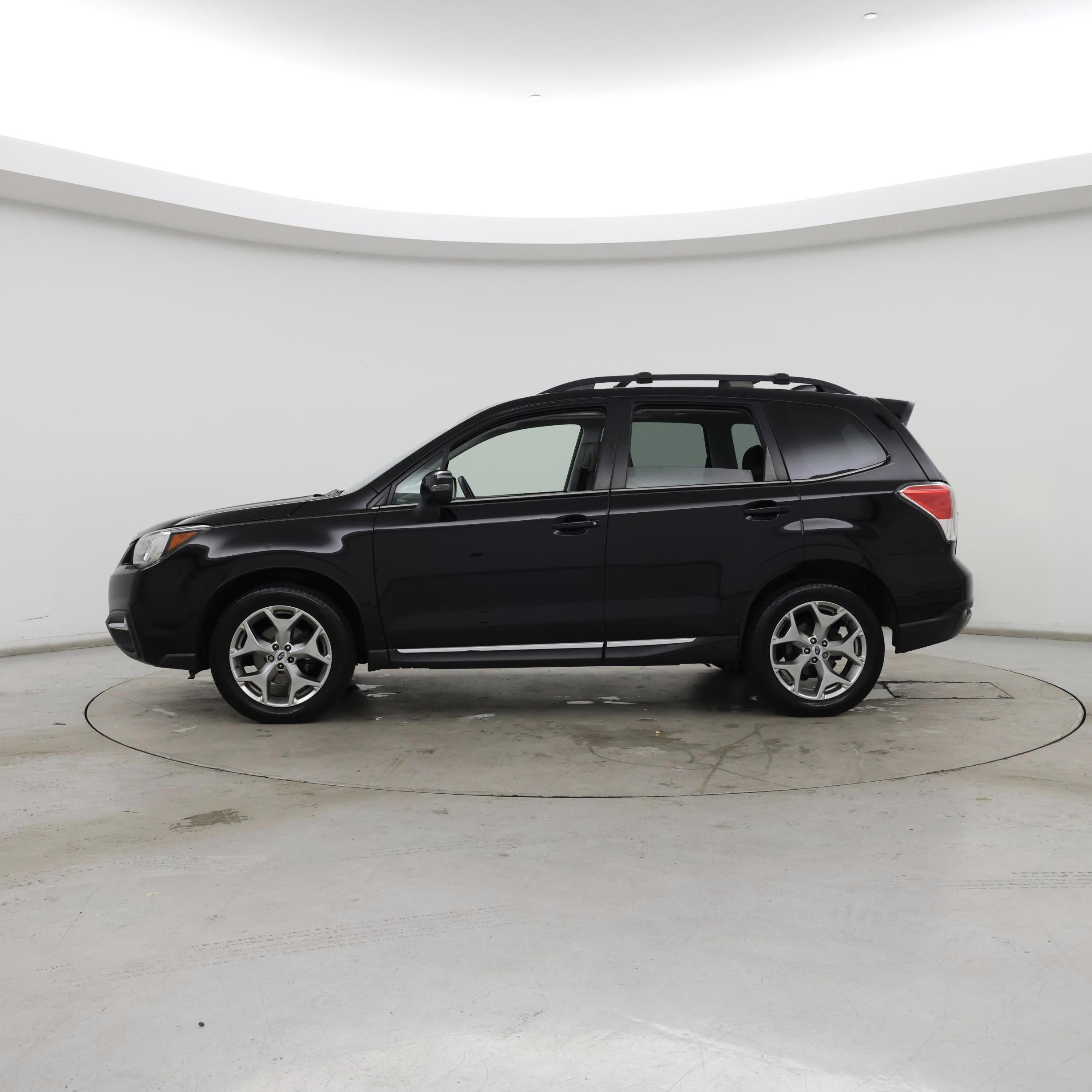 Thumbnail: 2018 Subaru Forester - 3