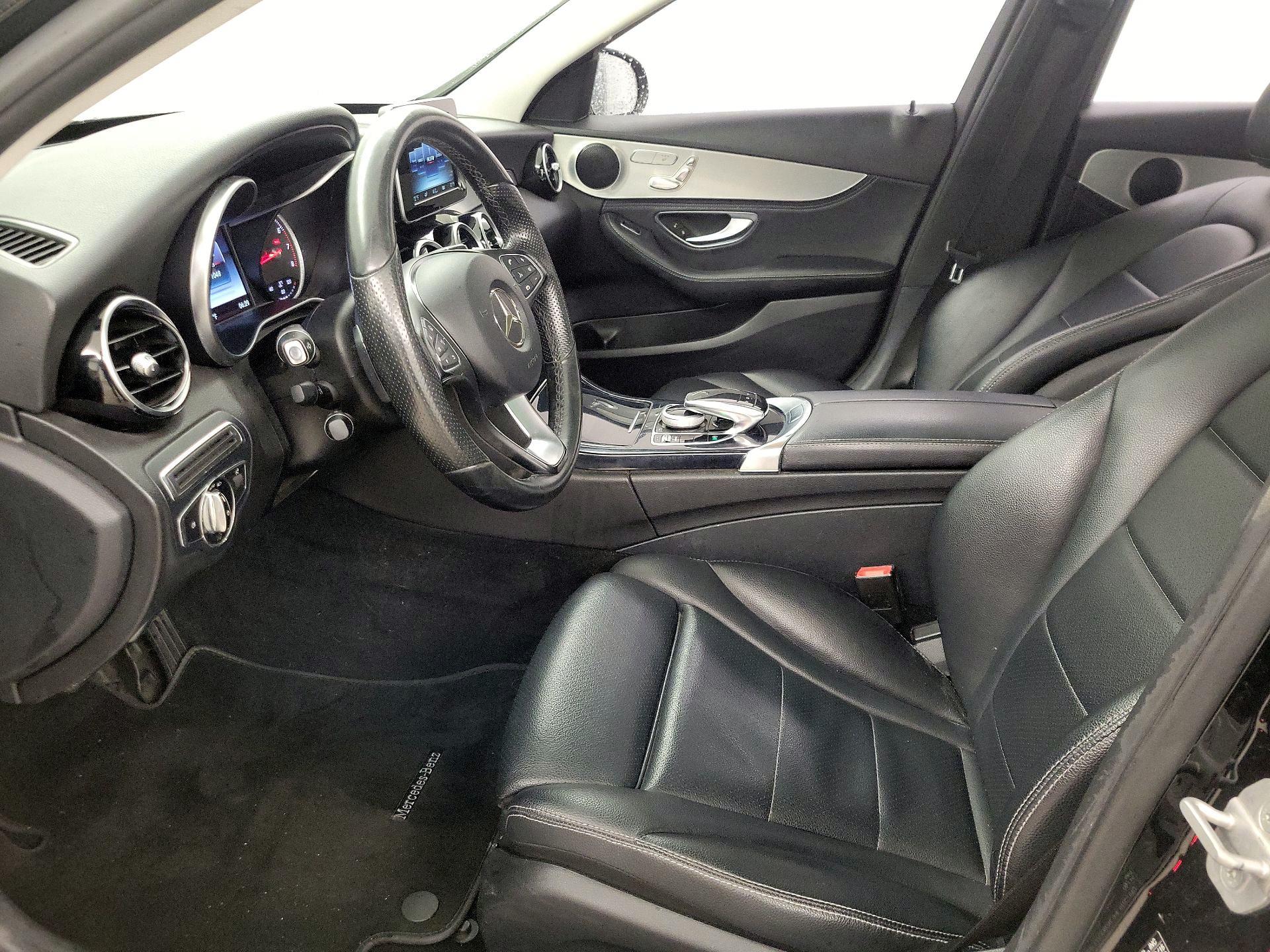 Thumbnail: 2016 Mercedes-Benz C-Class - 11