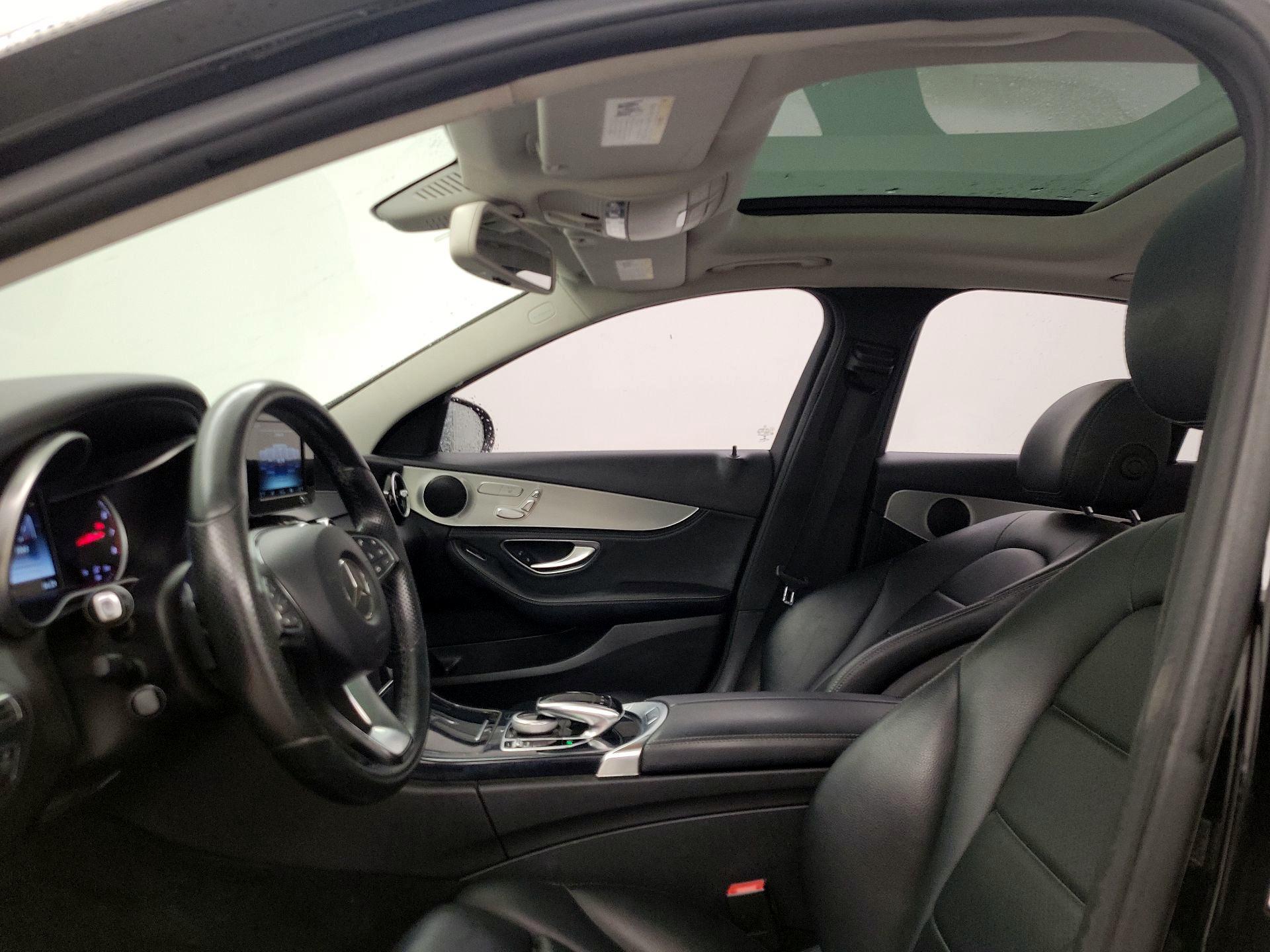 Thumbnail: 2016 Mercedes-Benz C-Class - 19