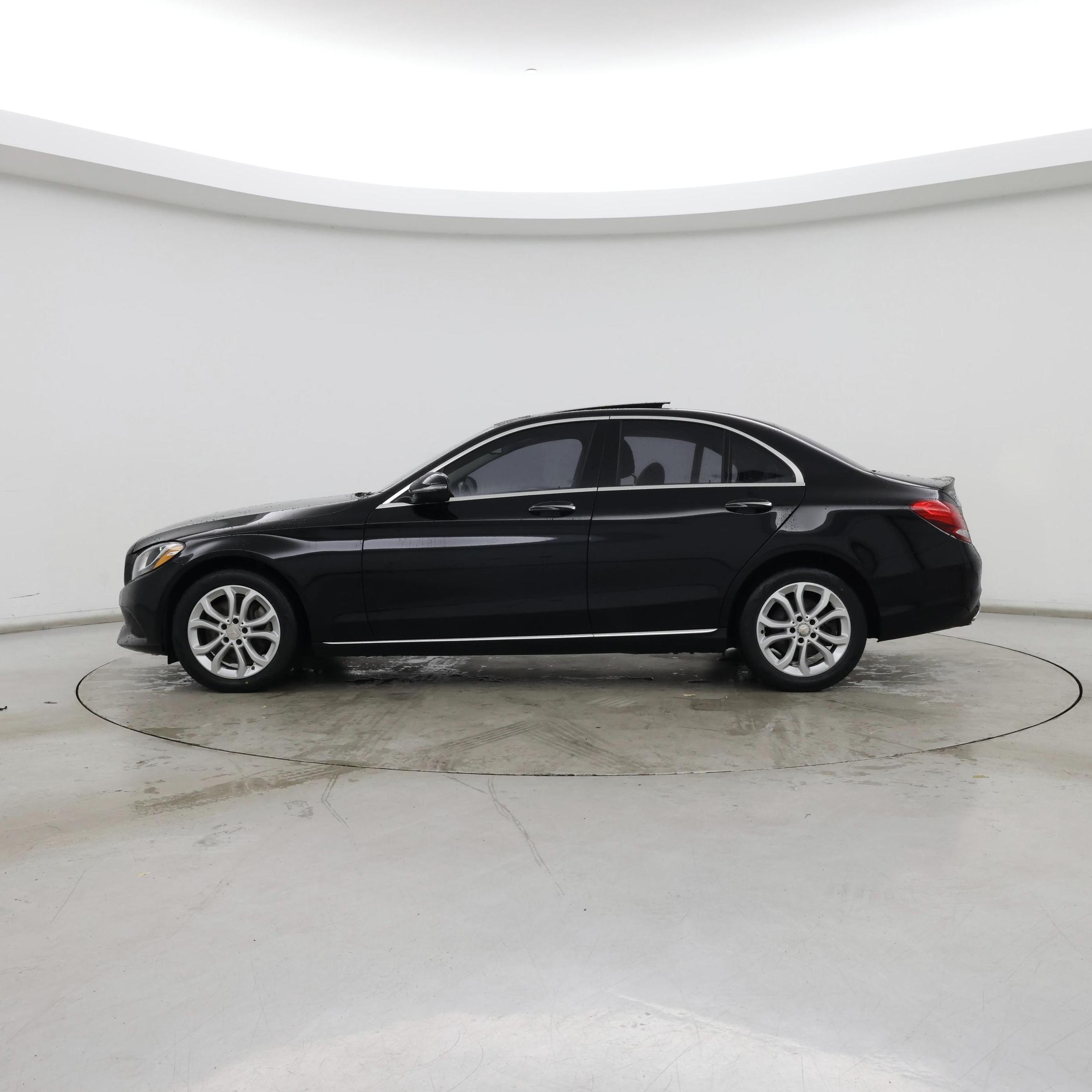Thumbnail: 2016 Mercedes-Benz C-Class - 3