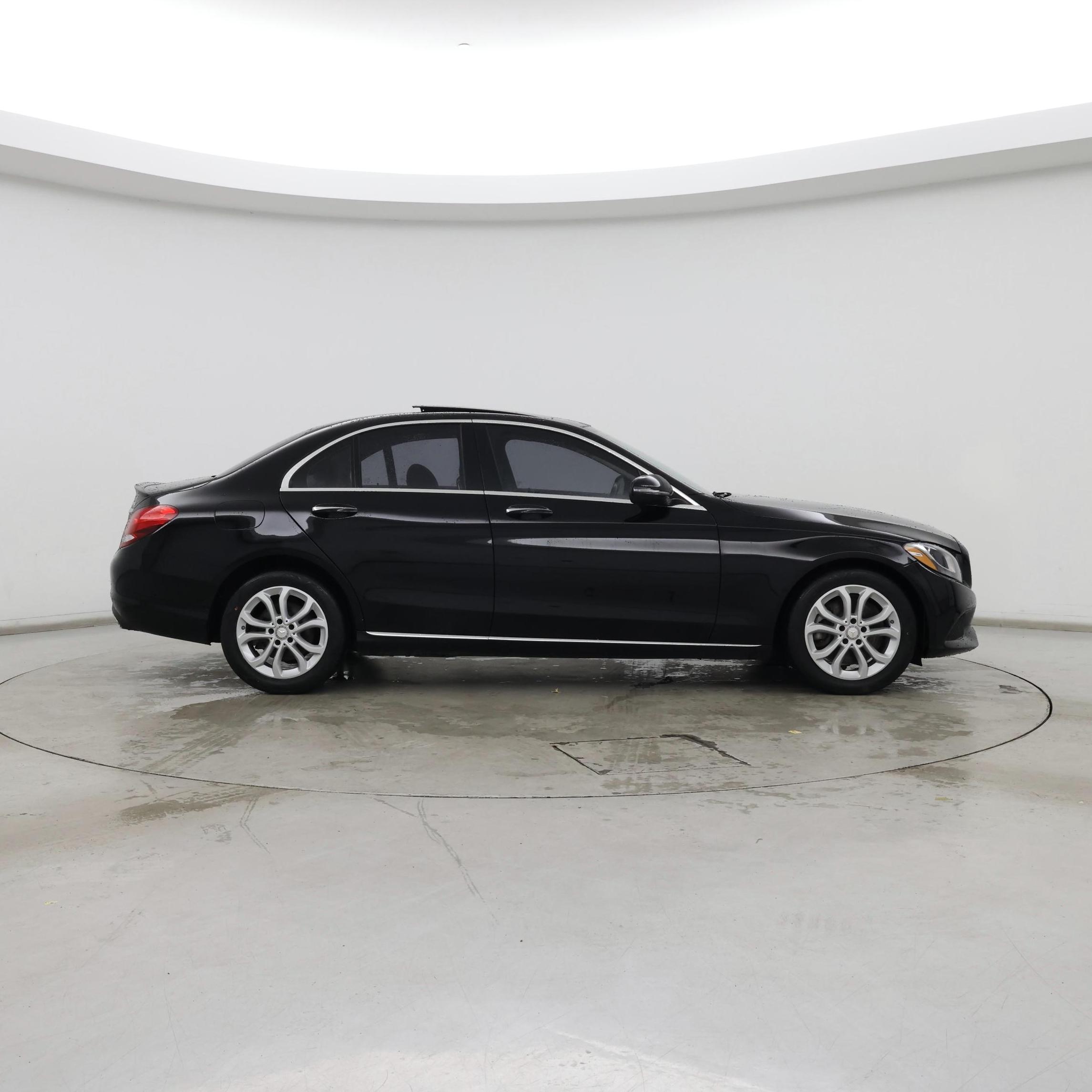 Thumbnail: 2016 Mercedes-Benz C-Class - 7