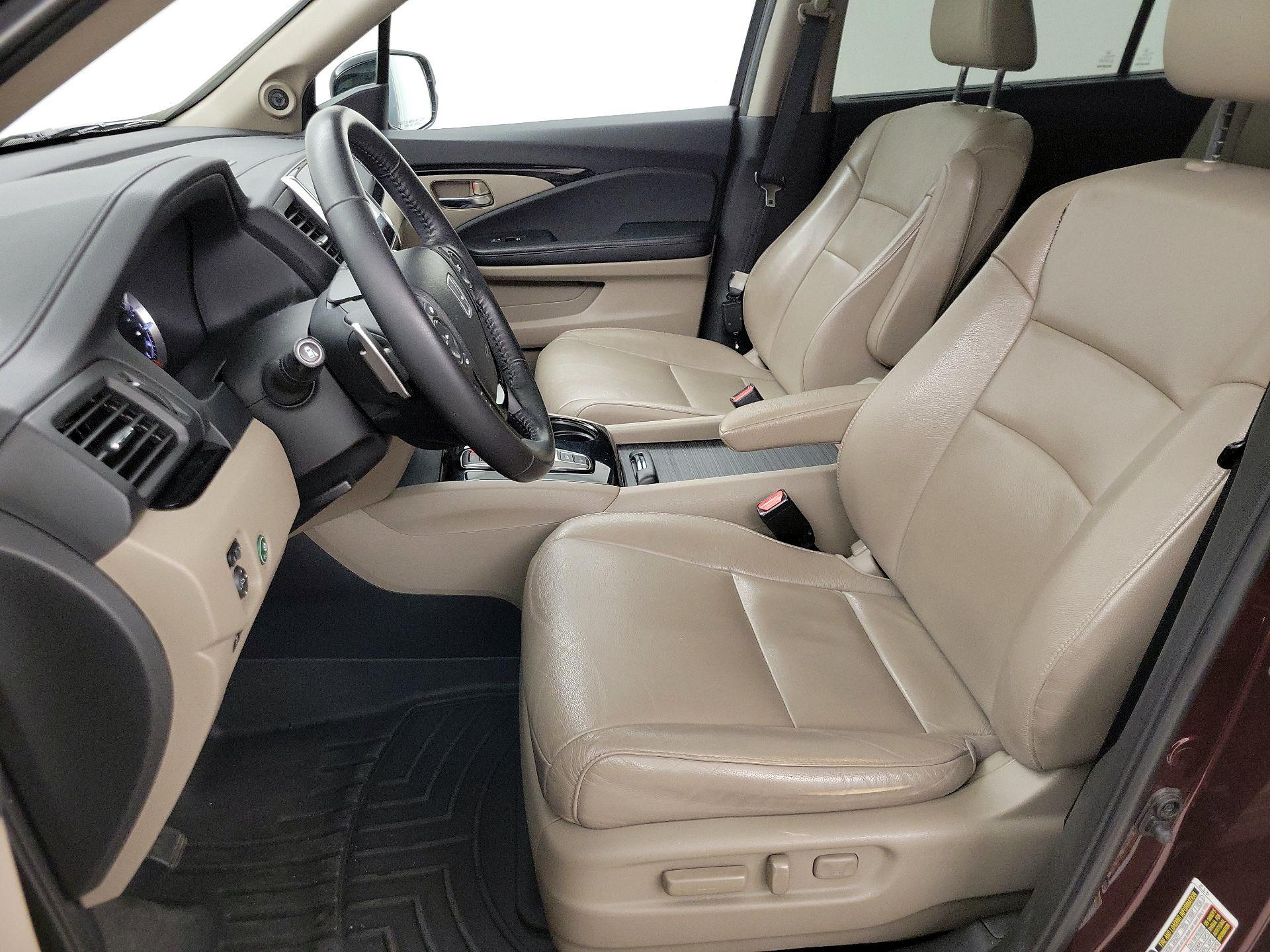 Thumbnail: 2016 Honda Pilot - 11