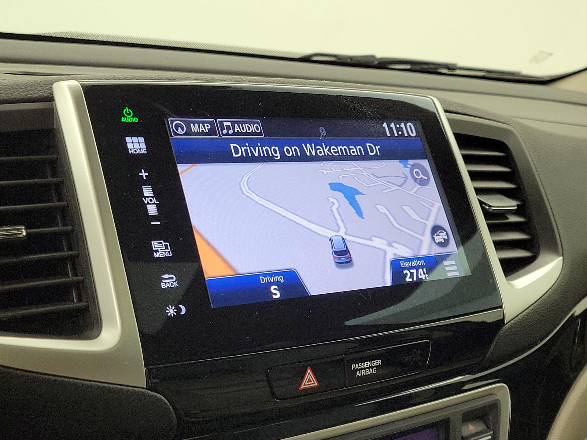 Thumbnail: 2016 Honda Pilot - 14