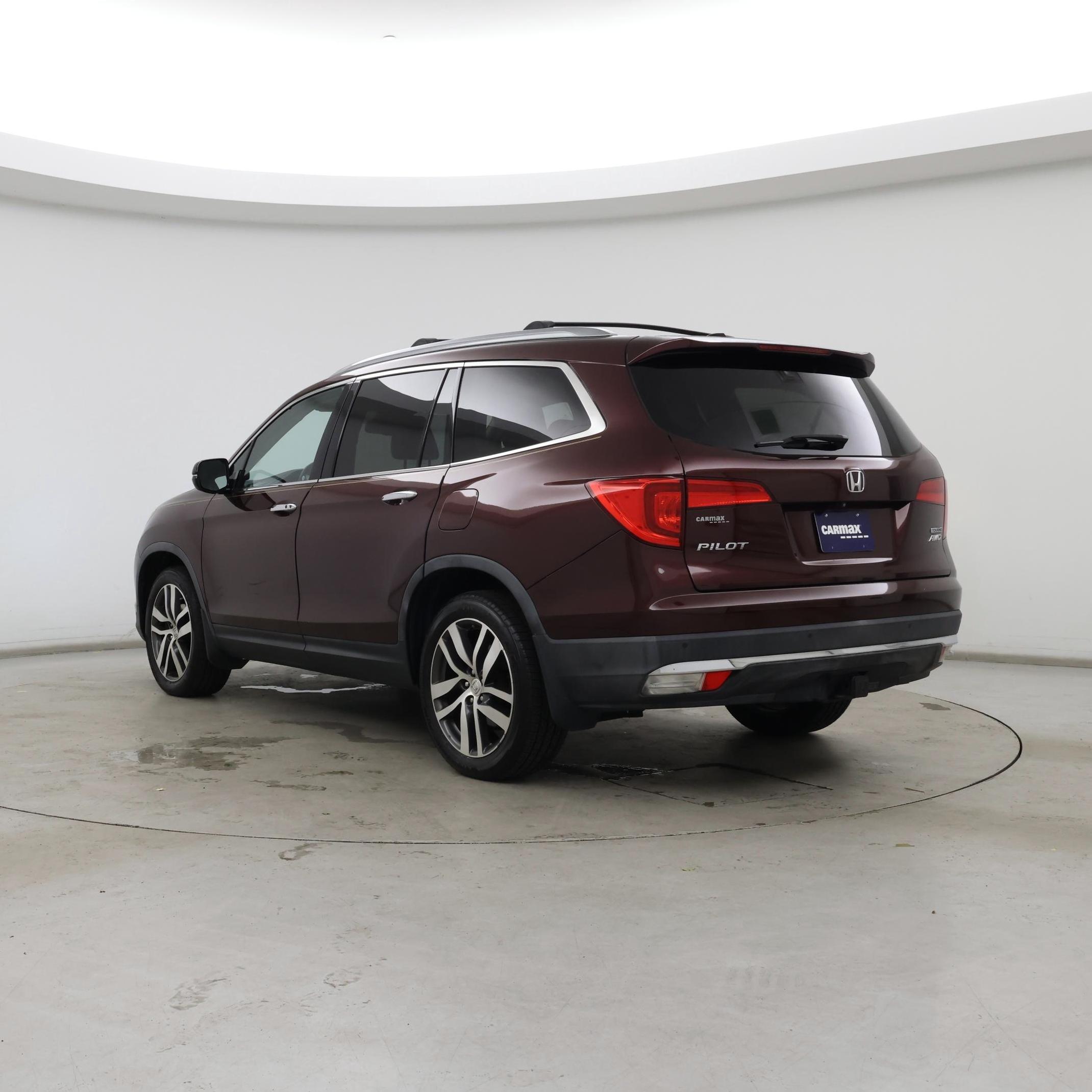 Thumbnail: 2016 Honda Pilot - 2