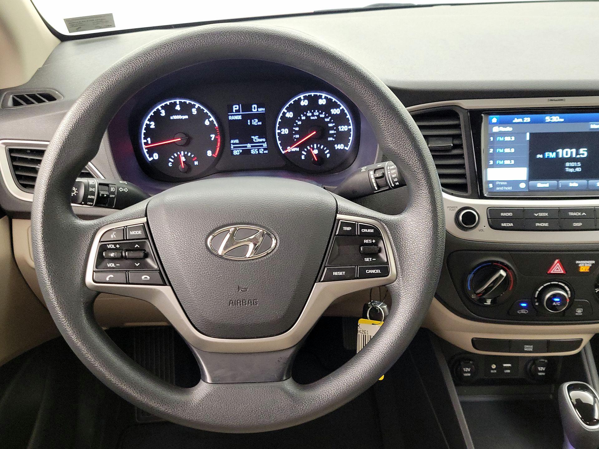 Thumbnail: 2021 Hyundai Accent - 10