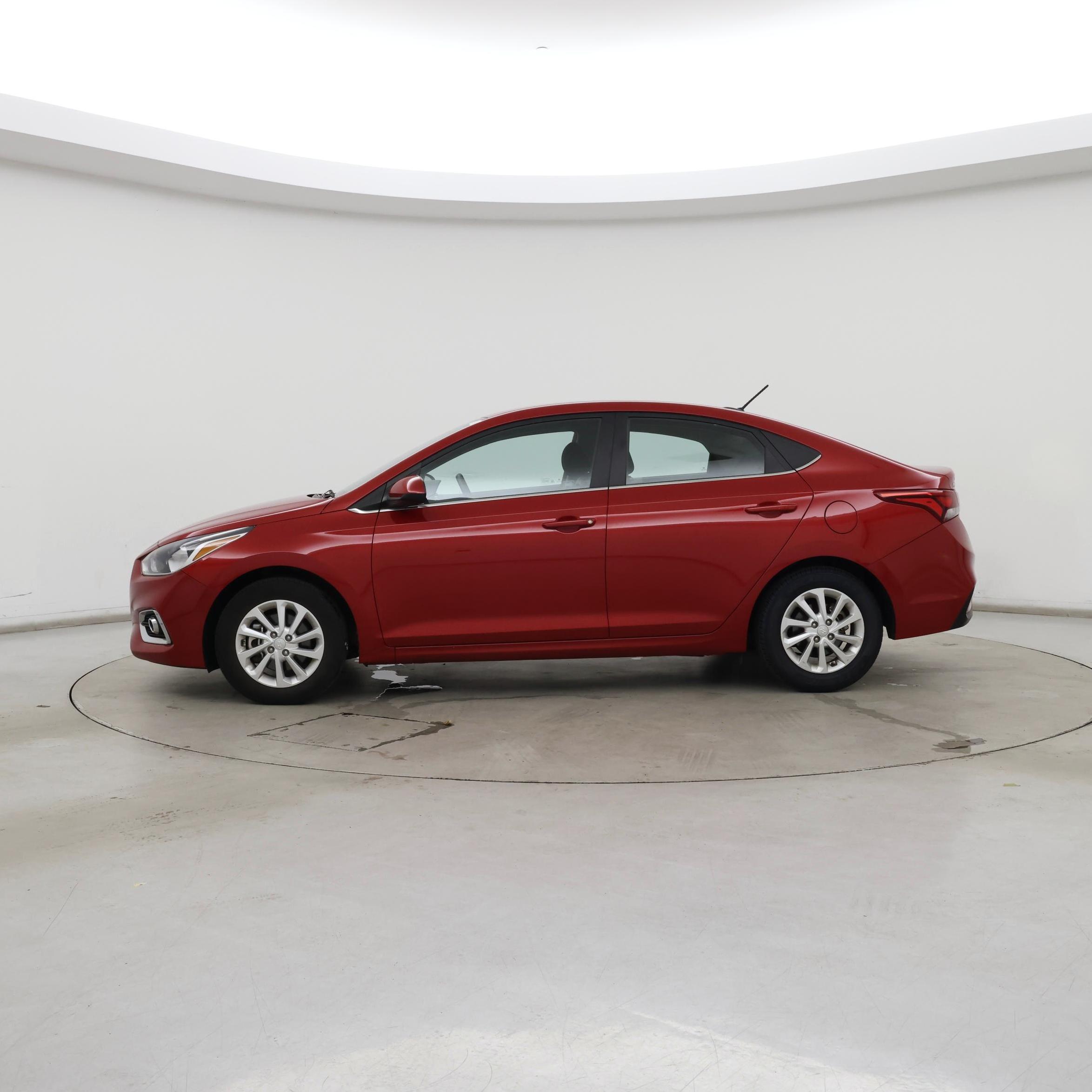 Thumbnail: 2021 Hyundai Accent - 3