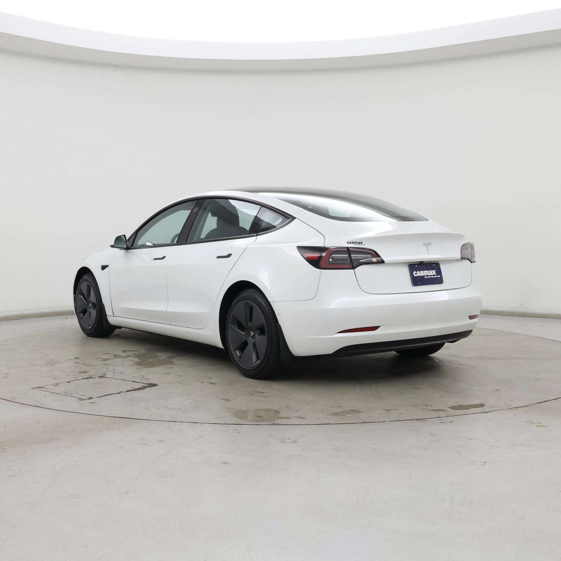 Thumbnail: 2022 Tesla Model 3 - 2