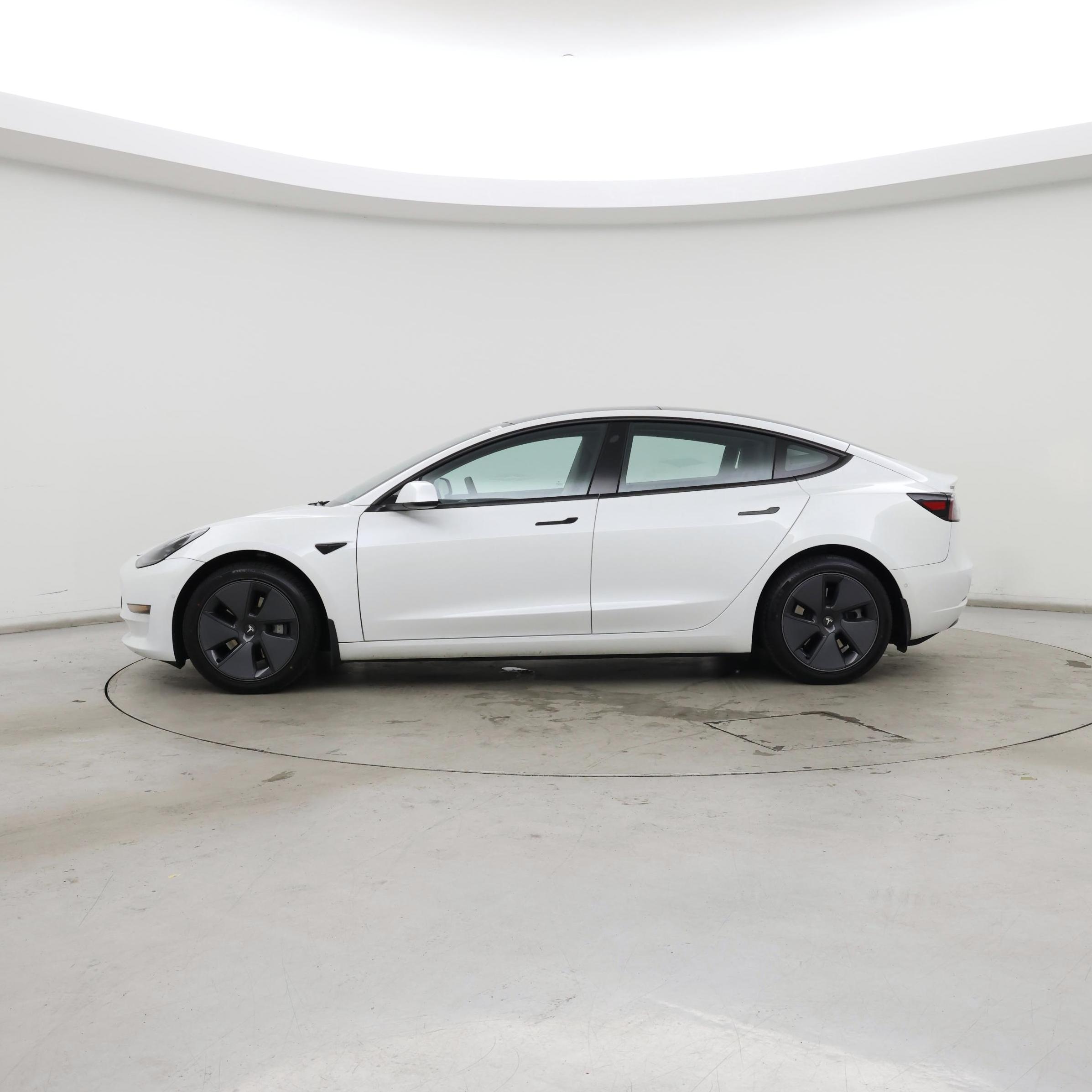 Thumbnail: 2022 Tesla Model 3 - 3