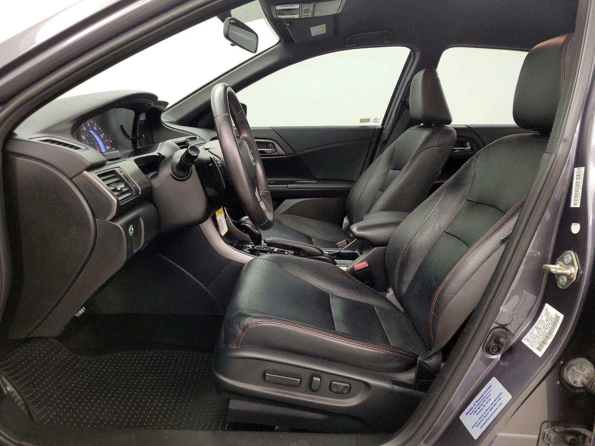 Thumbnail: 2017 Honda Accord - 11