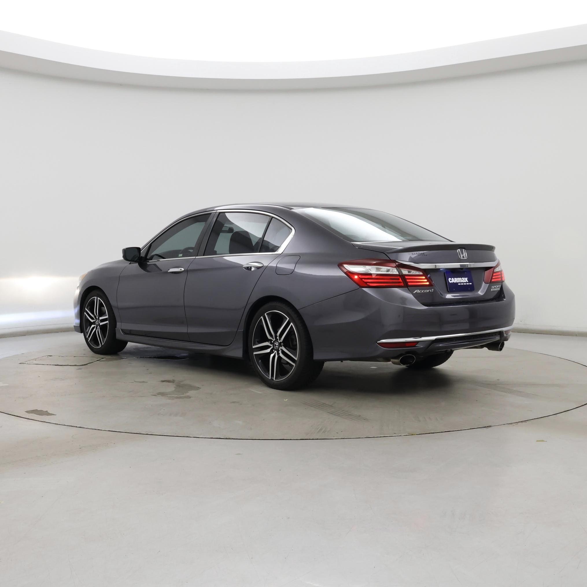 Thumbnail: 2017 Honda Accord - 2
