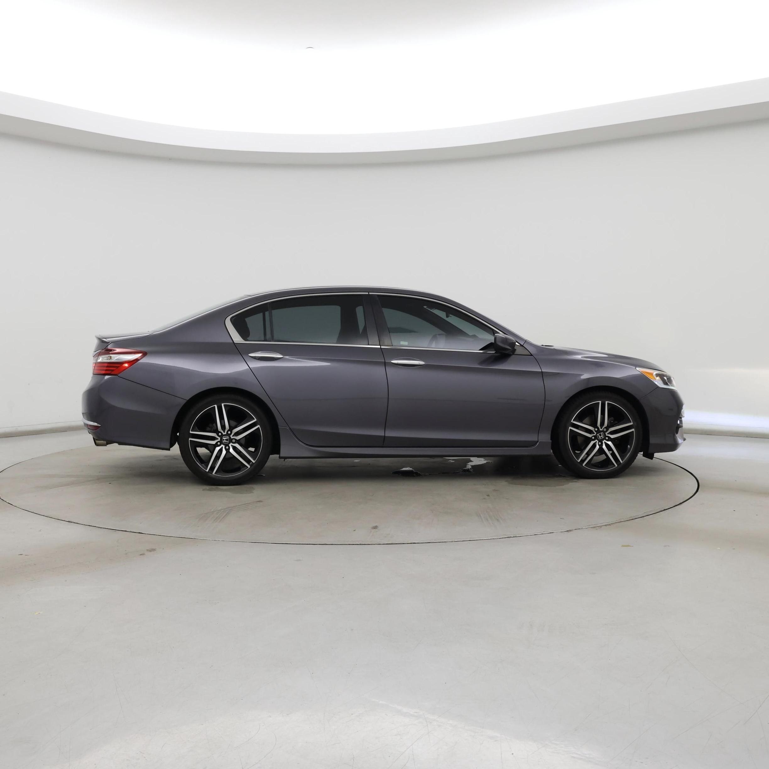 Thumbnail: 2017 Honda Accord - 7