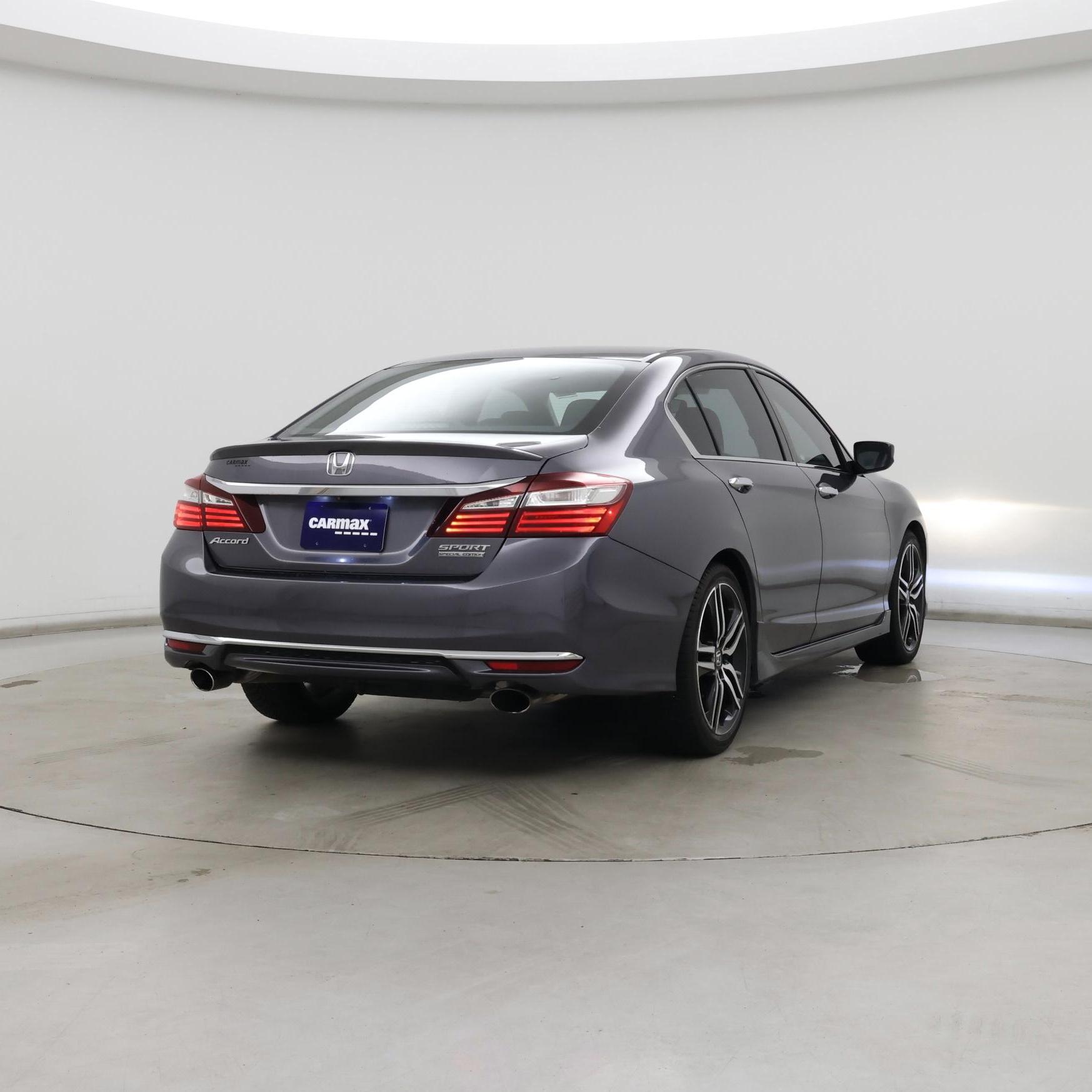 Thumbnail: 2017 Honda Accord - 8