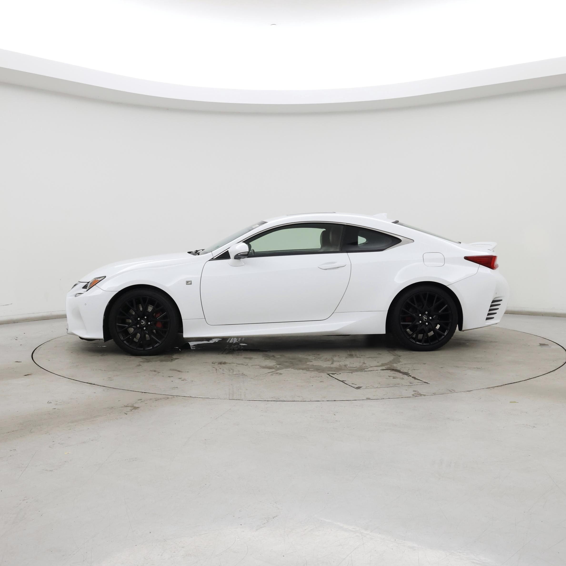 Thumbnail: 2016 Lexus RC - 3