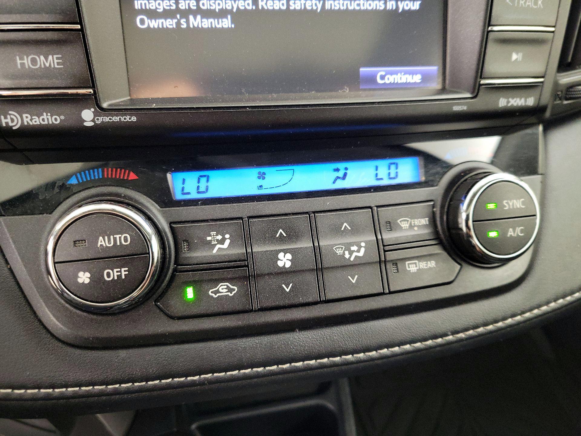 Thumbnail: 2016 Toyota RAV4 - 16