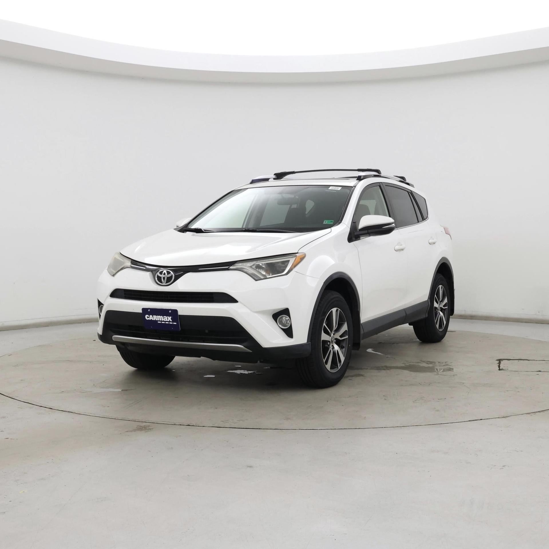 Thumbnail: 2016 Toyota RAV4 - 4