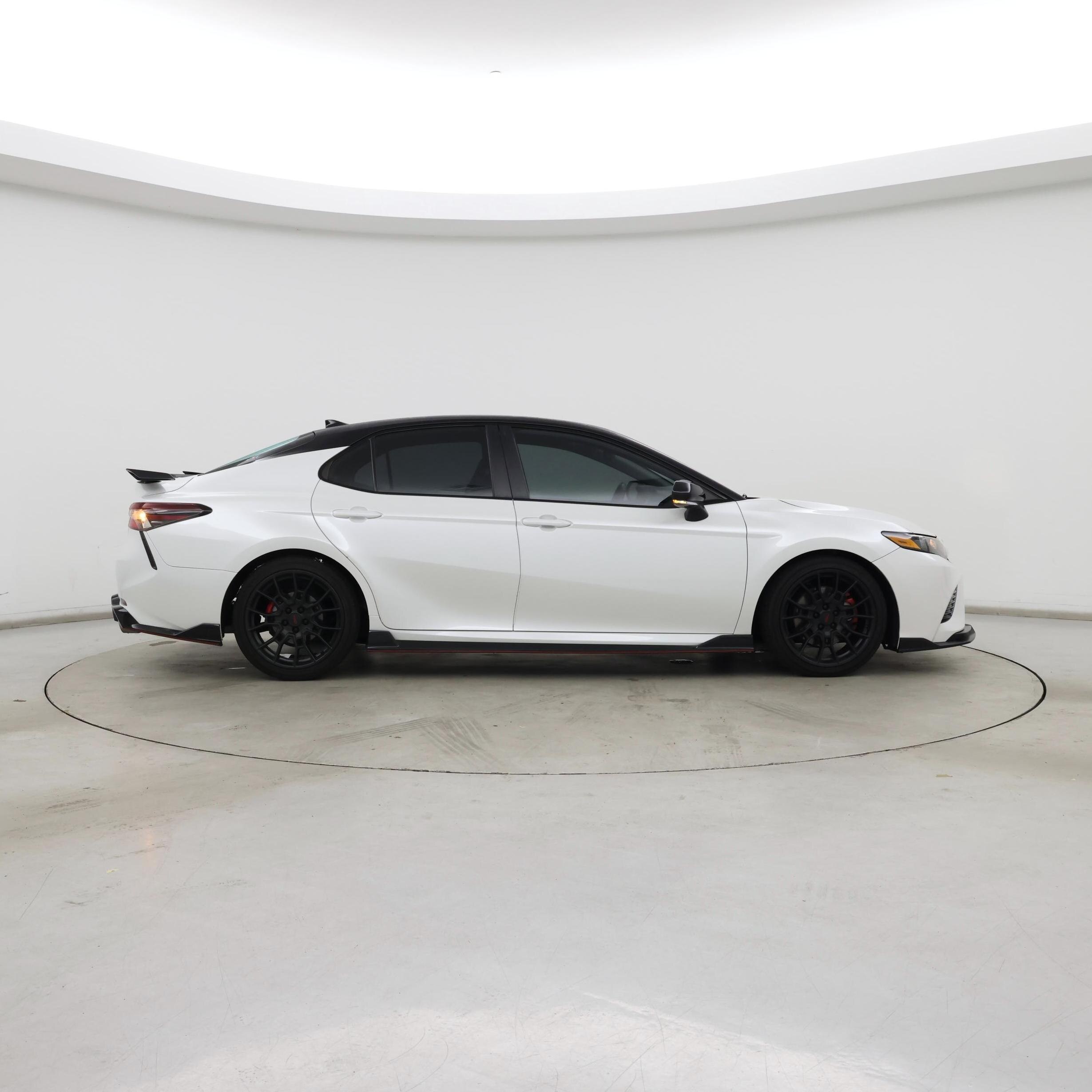 Thumbnail: 2021 Toyota Camry - 7