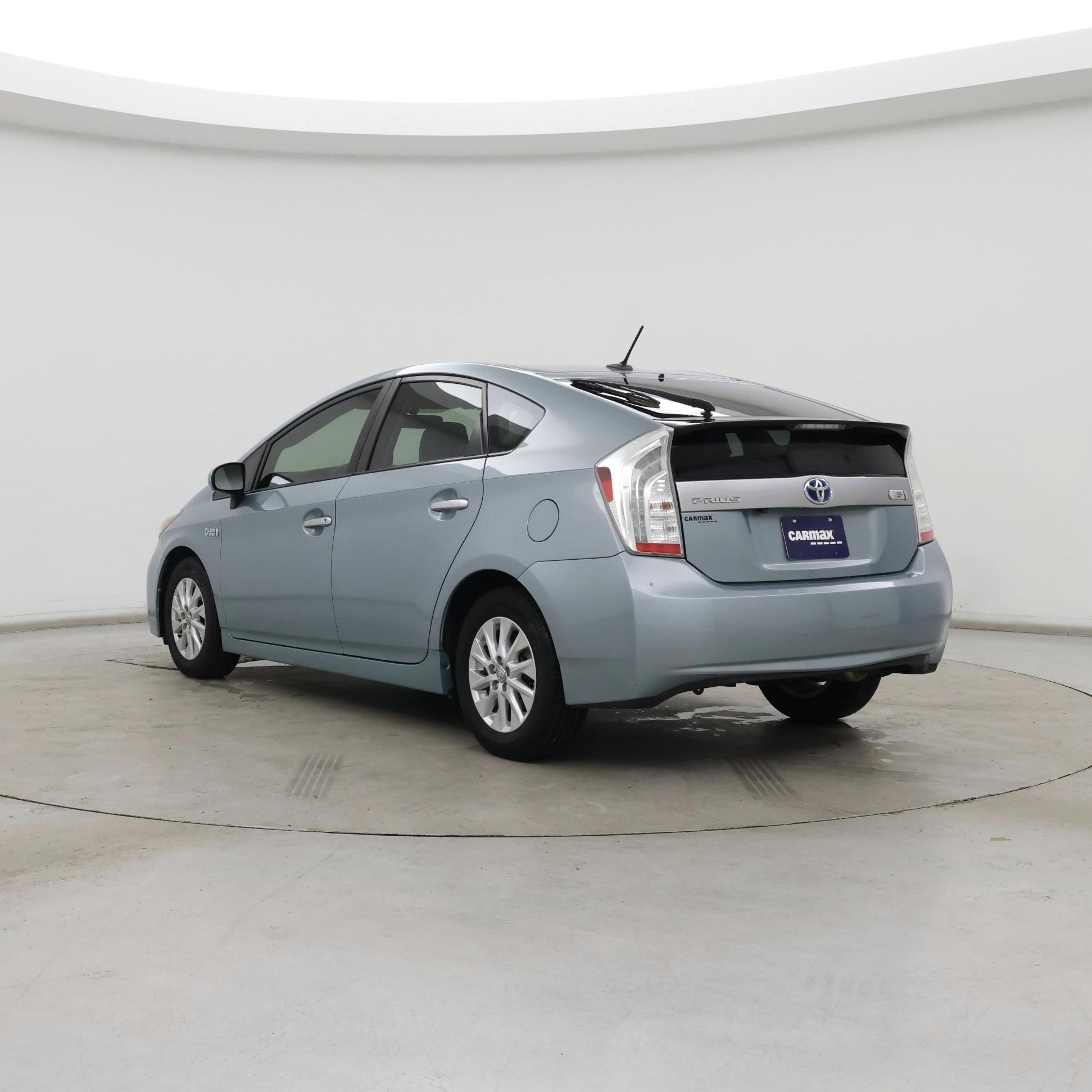 Thumbnail: 2014 Toyota Prius - 2