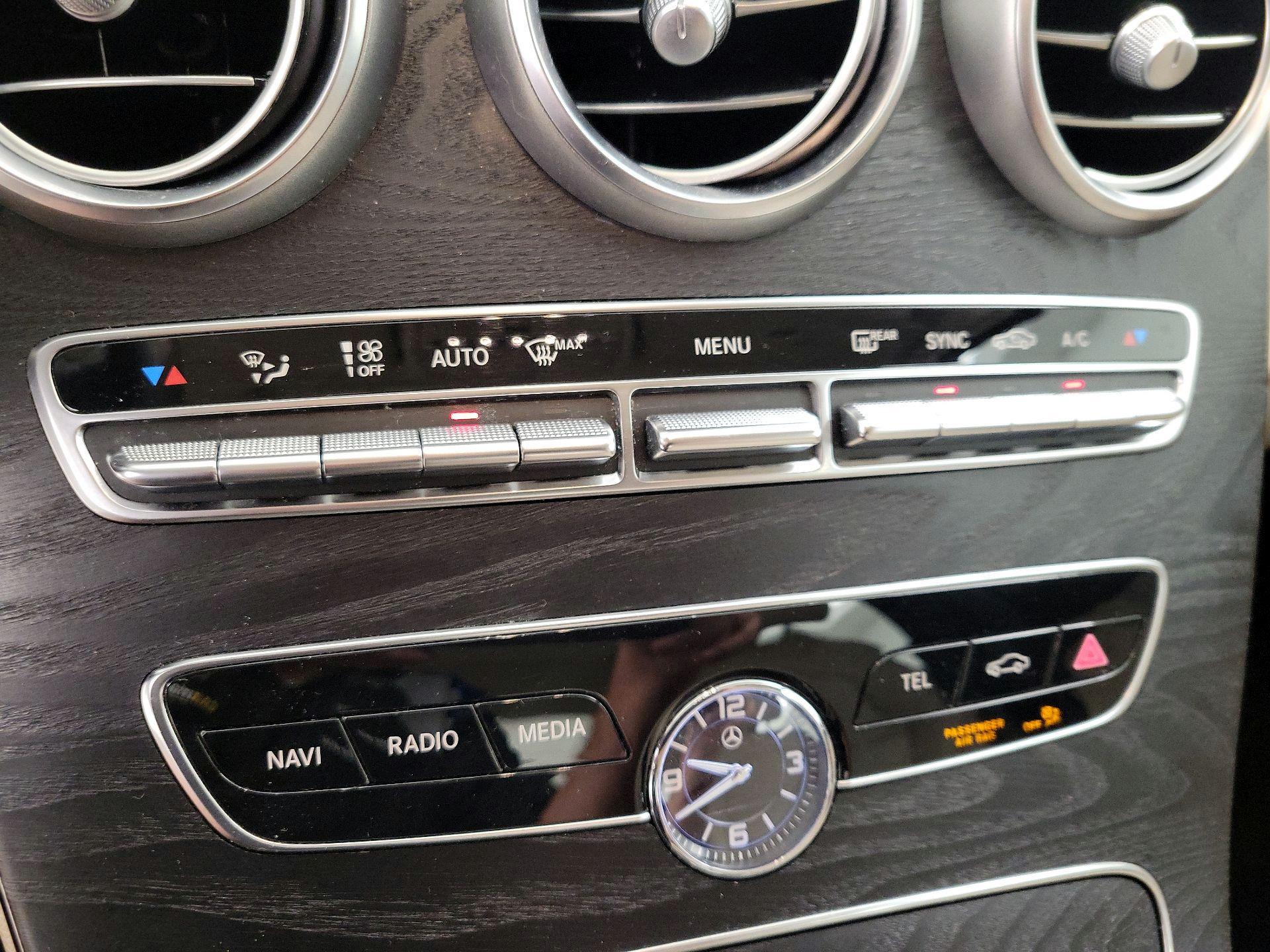 Thumbnail: 2019 Mercedes-Benz C-Class - 16