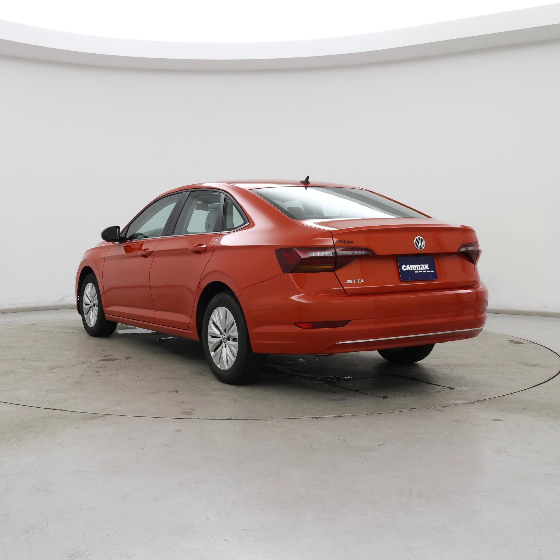 Thumbnail: 2019 Volkswagen Jetta - 2
