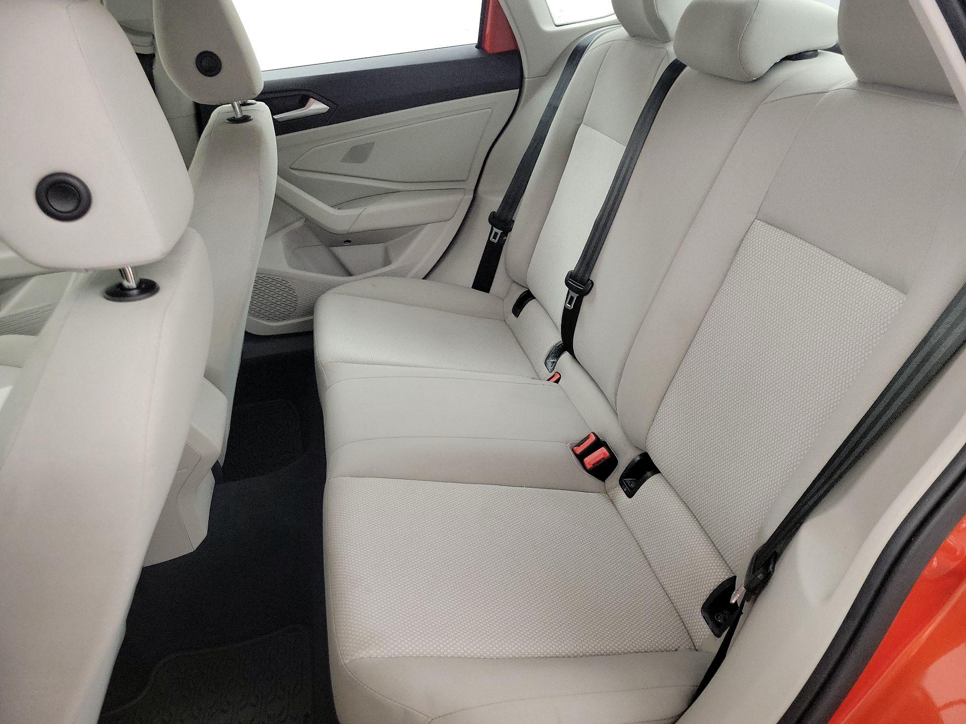 Thumbnail: 2019 Volkswagen Jetta - 19