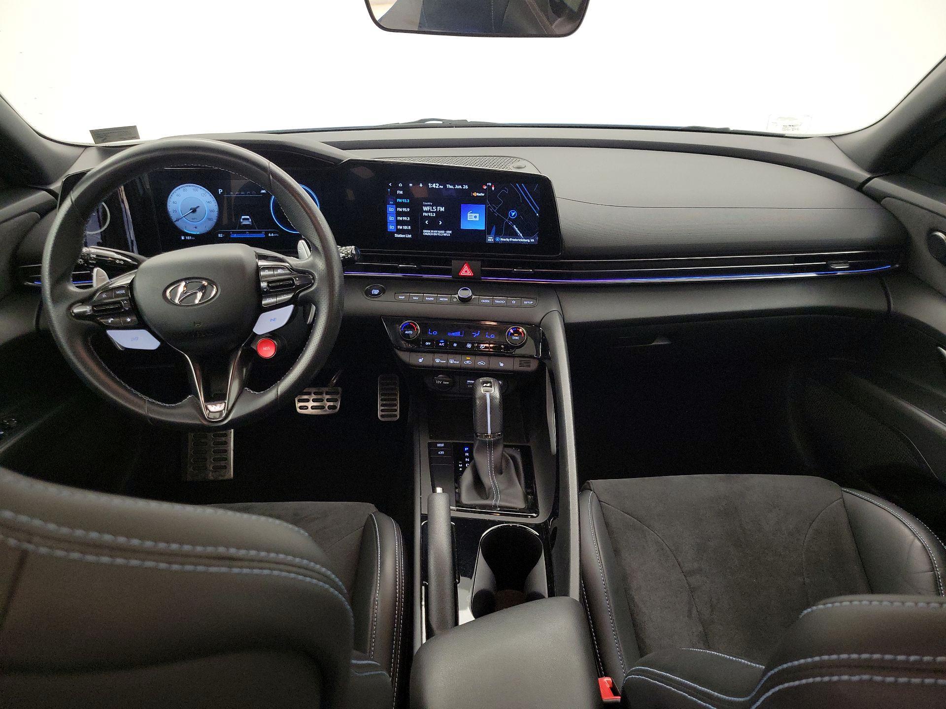 Thumbnail: 2023 Hyundai Elantra - 9