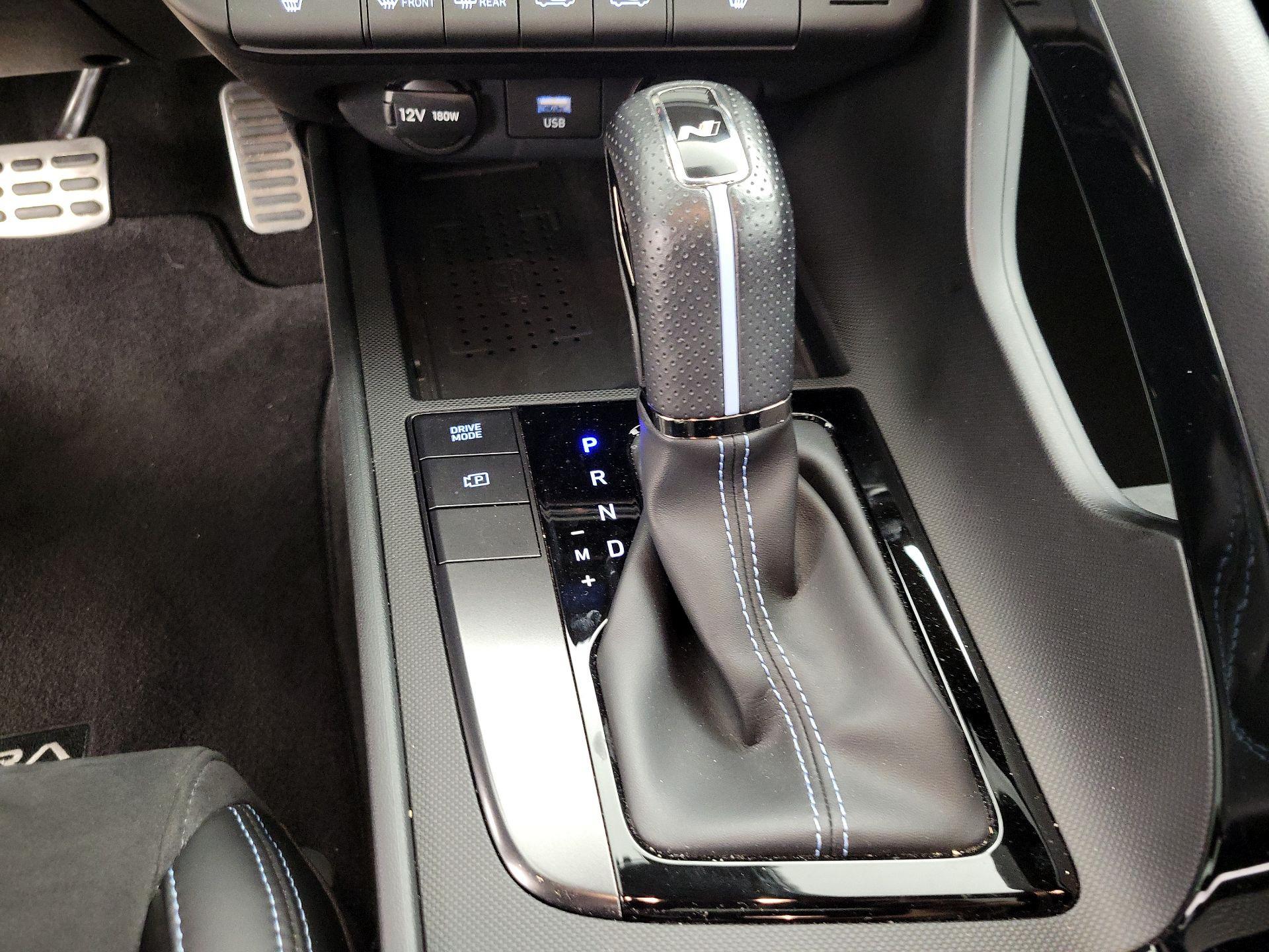 Thumbnail: 2023 Hyundai Elantra - 18